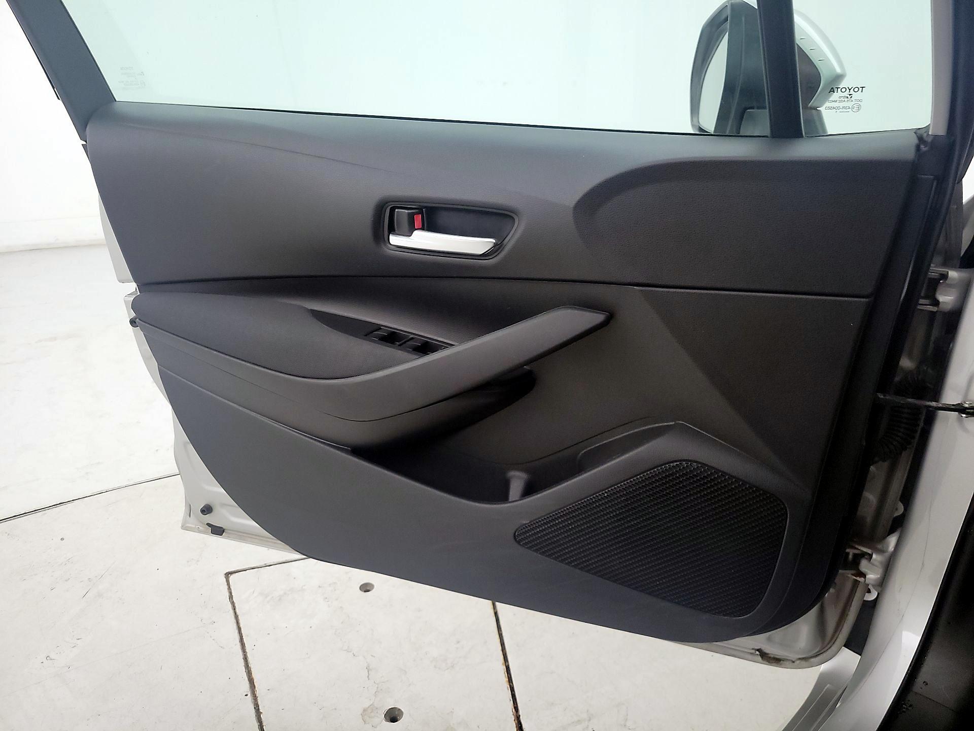 Thumbnail: 2021 Toyota Corolla - 12