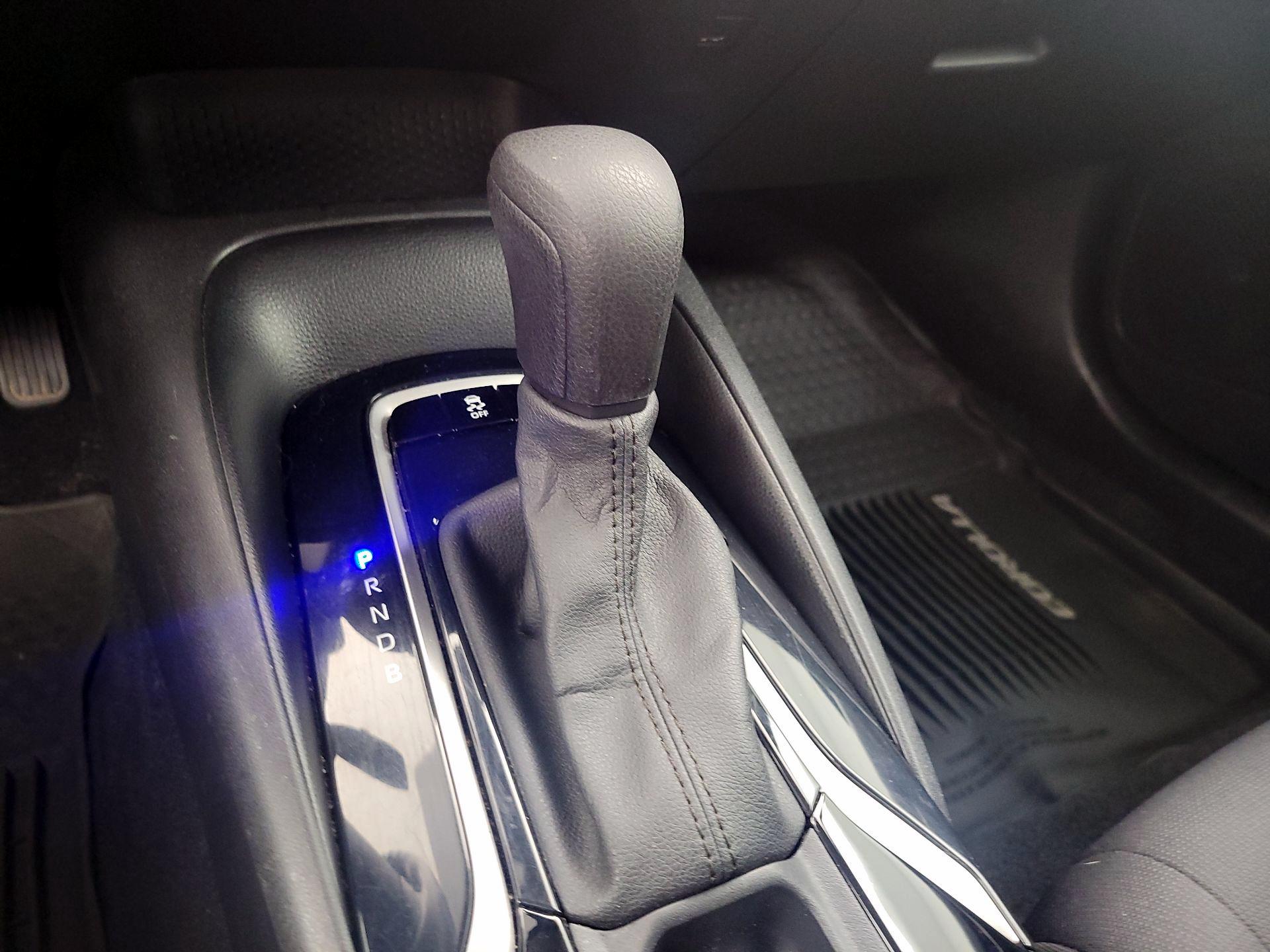 Thumbnail: 2021 Toyota Corolla - 17