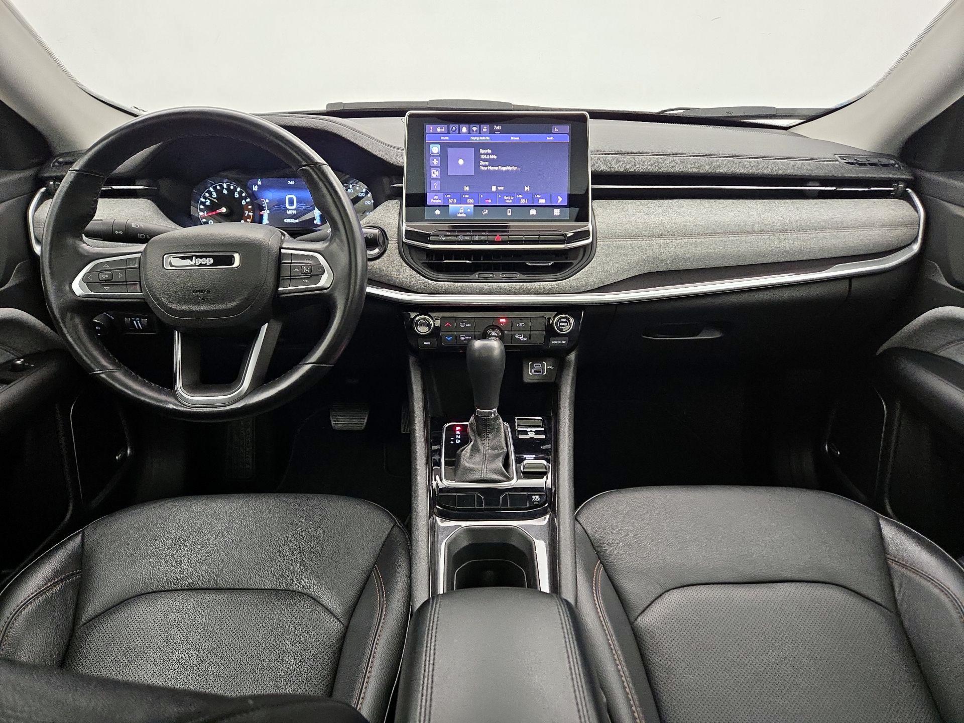 Thumbnail: 2022 Jeep Compass - 9