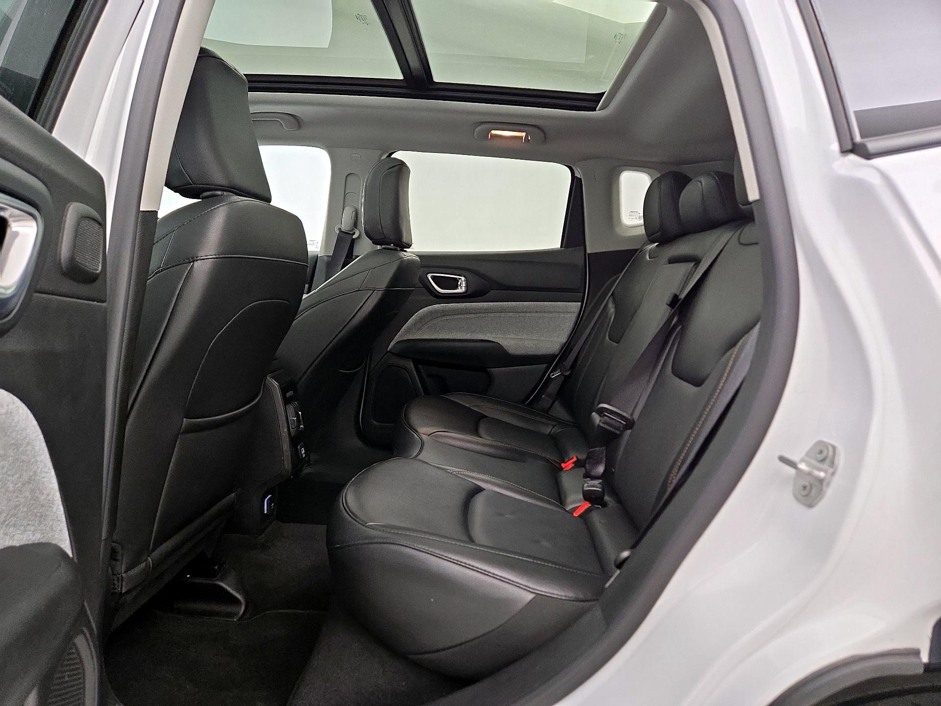 Thumbnail: 2022 Jeep Compass - 20