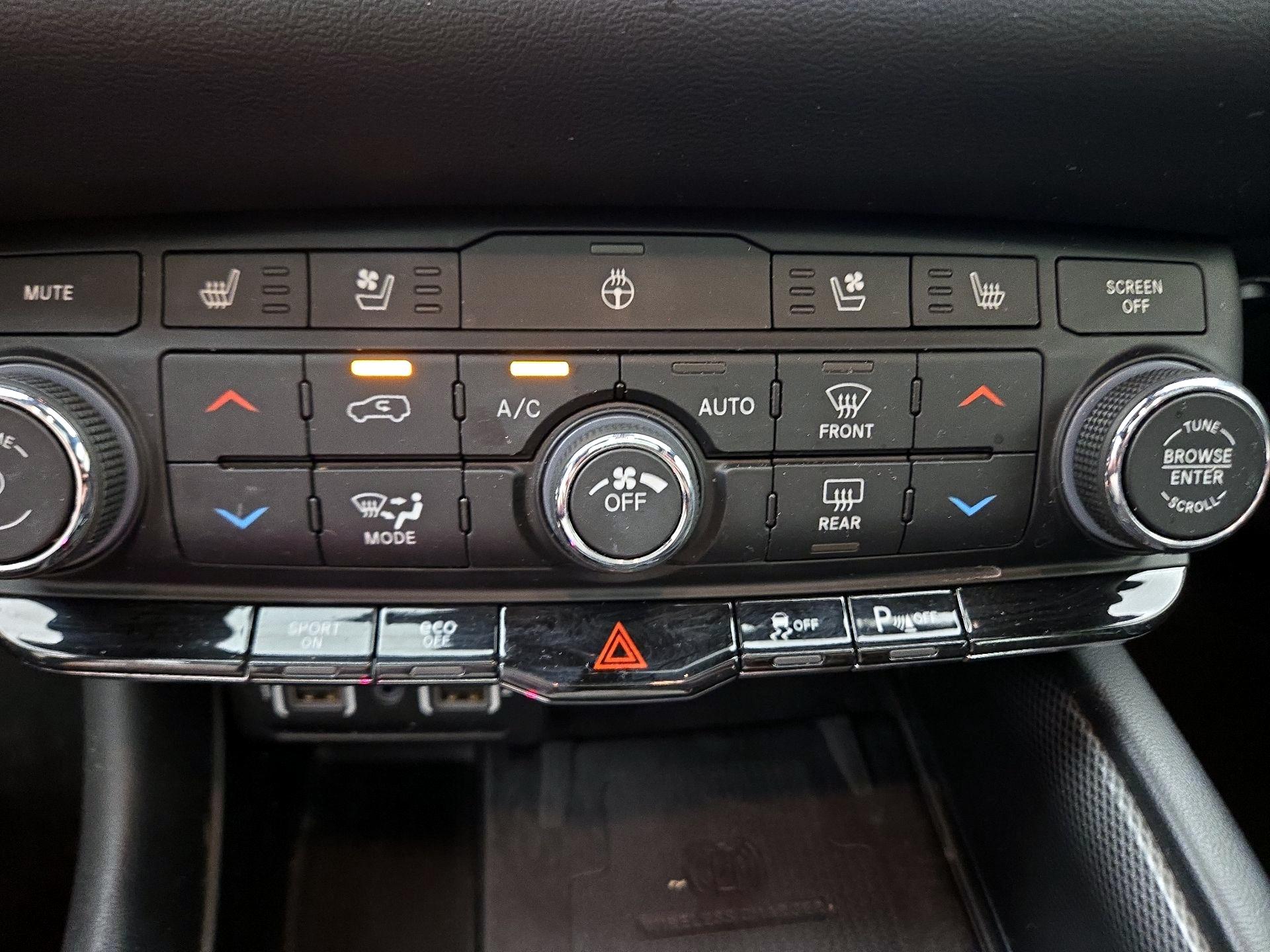 Thumbnail: 2023 Dodge Durango - 17