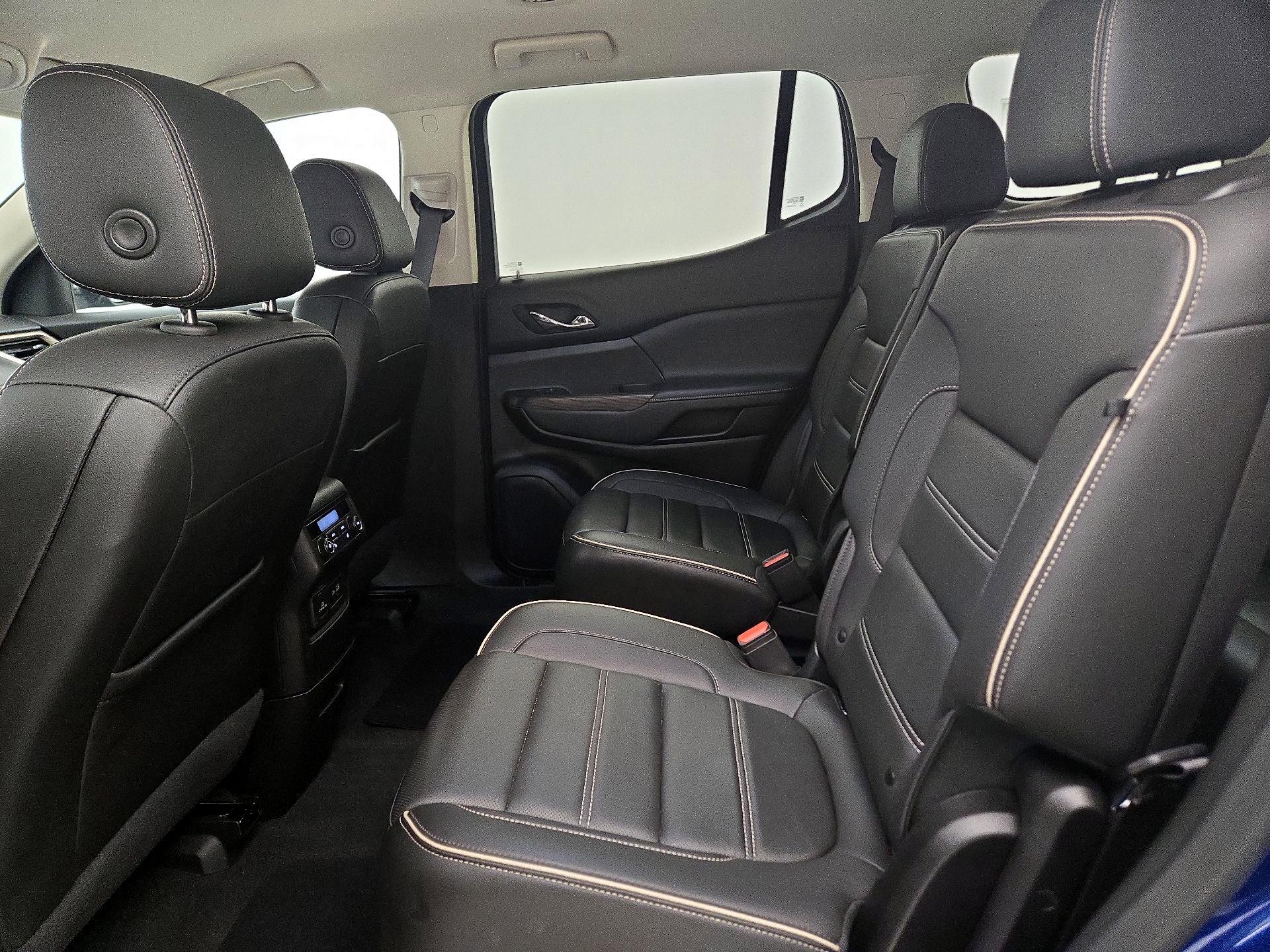 Thumbnail: 2023 GMC Acadia - 20