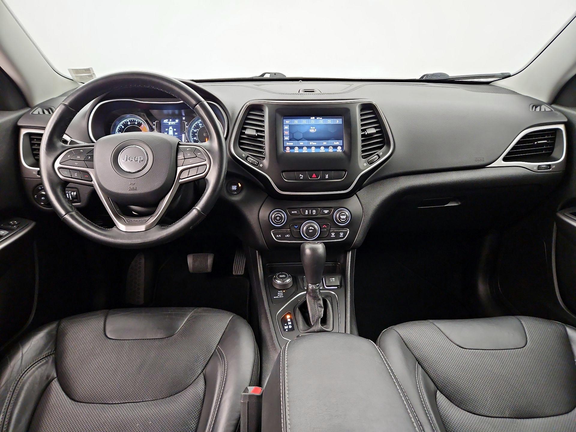 Thumbnail: 2020 Jeep Cherokee - 9