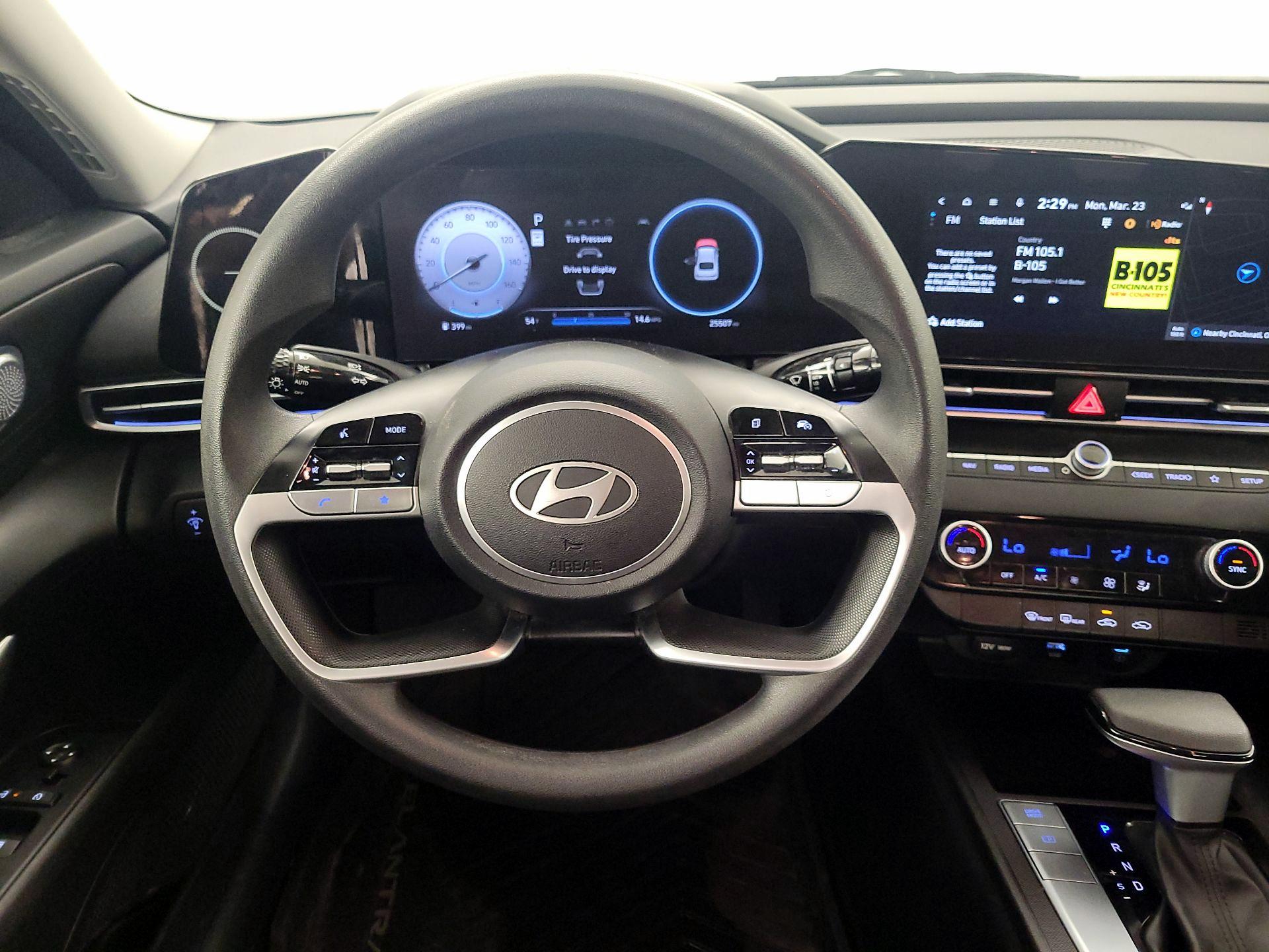 Thumbnail: 2024 Hyundai Elantra - 10