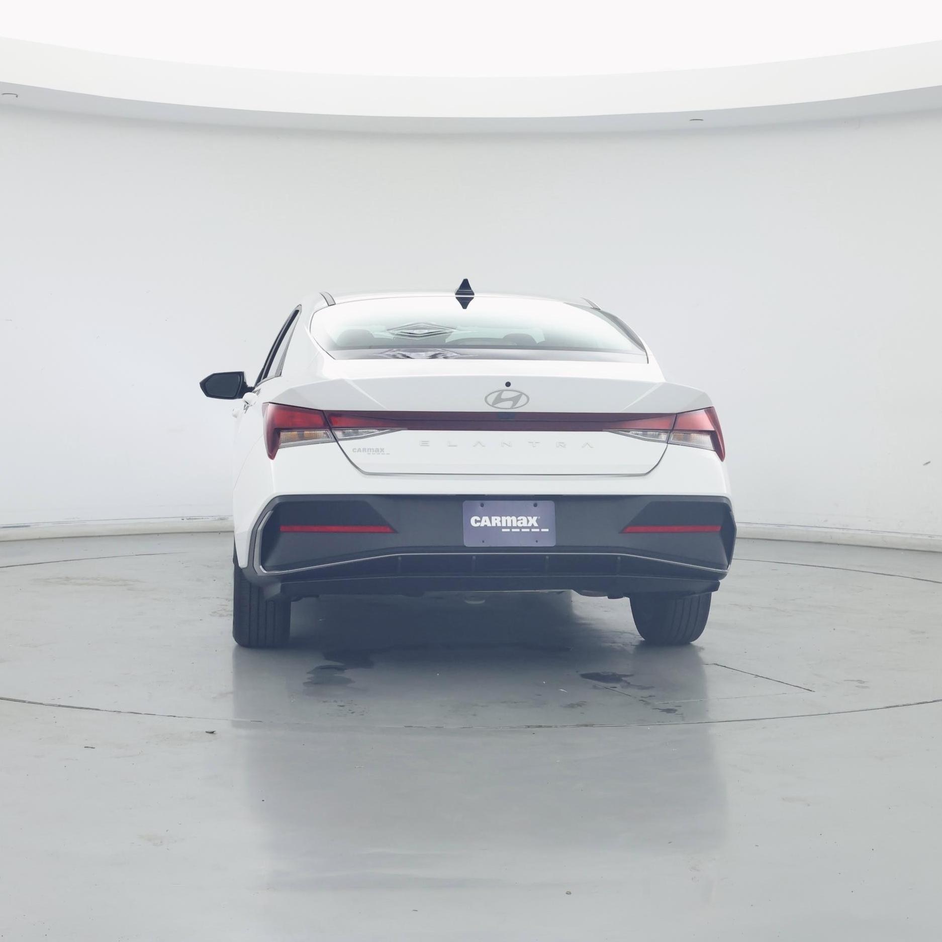 Thumbnail: 2024 Hyundai Elantra - 6