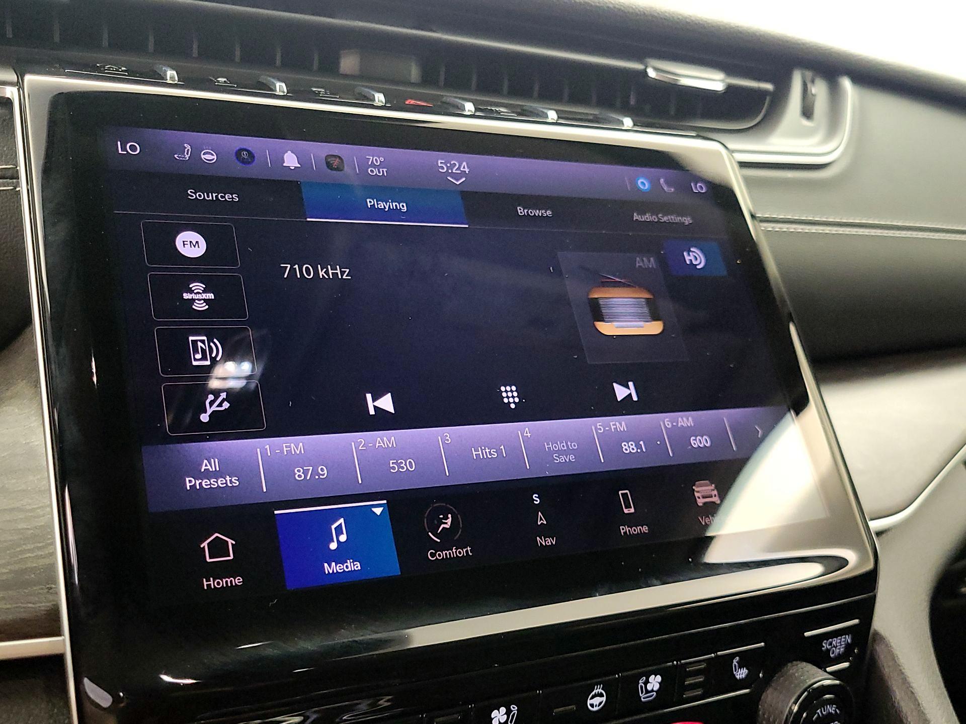 Thumbnail: 2023 Jeep Grand Cherokee - 16