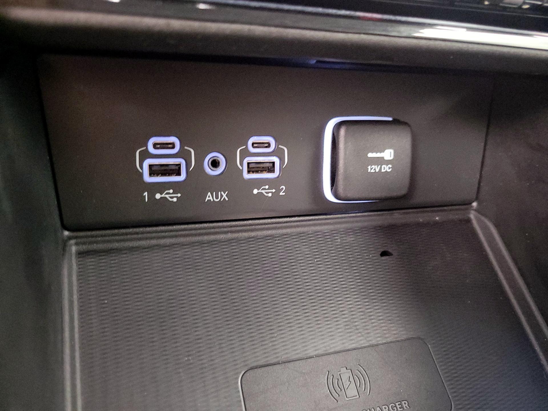 Thumbnail: 2023 Jeep Grand Cherokee - 19