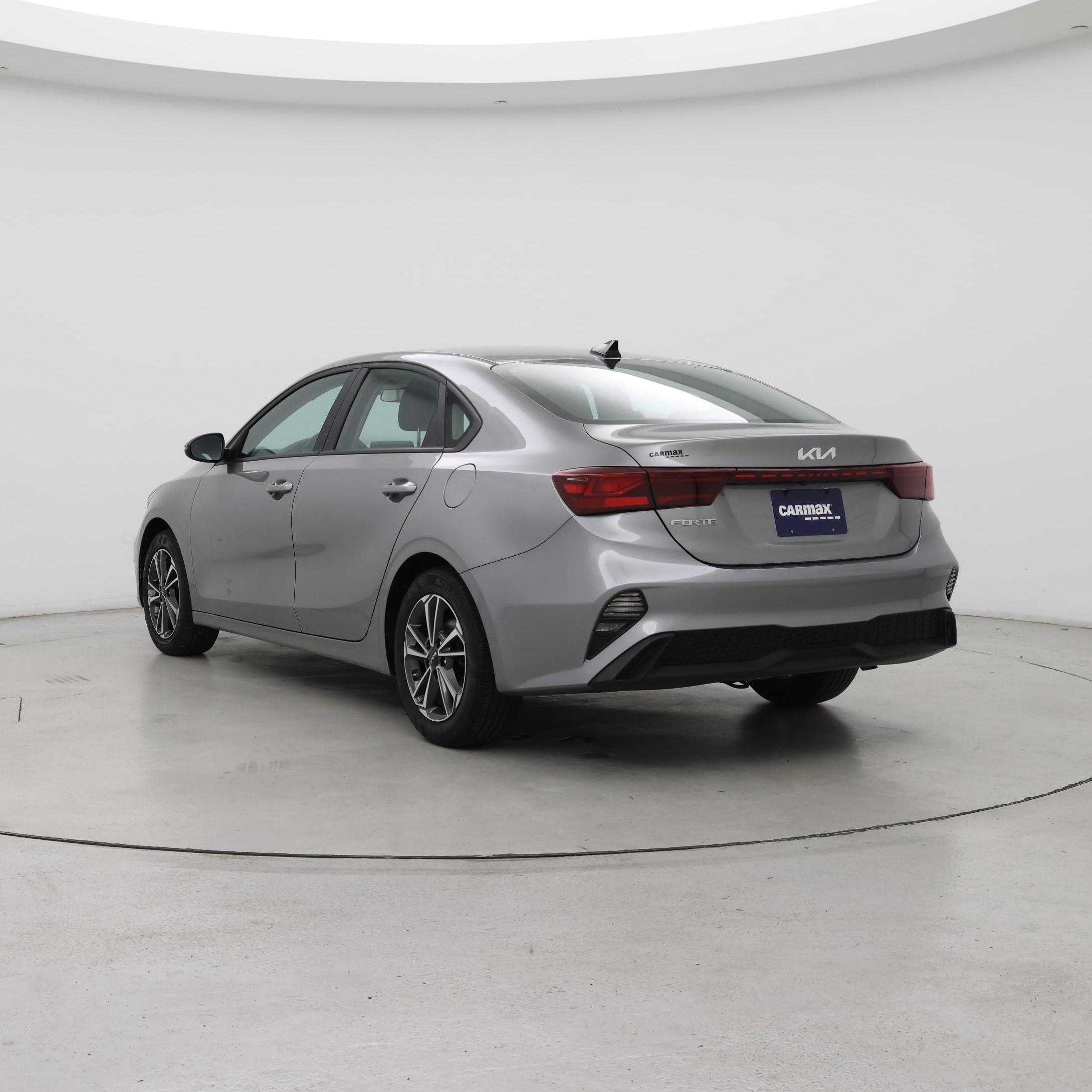 Thumbnail: 2023 Kia Forte - 2