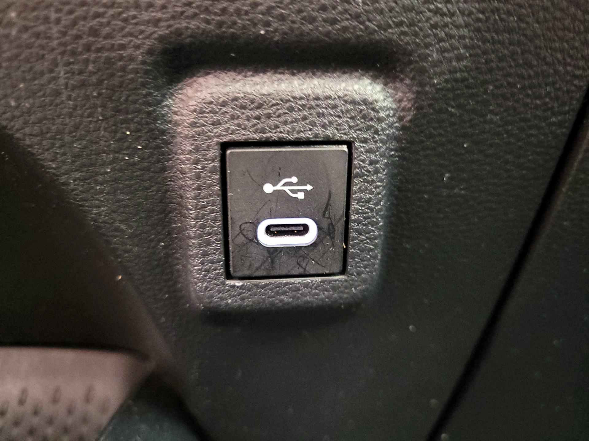 Thumbnail: 2023 Toyota Corolla - 18