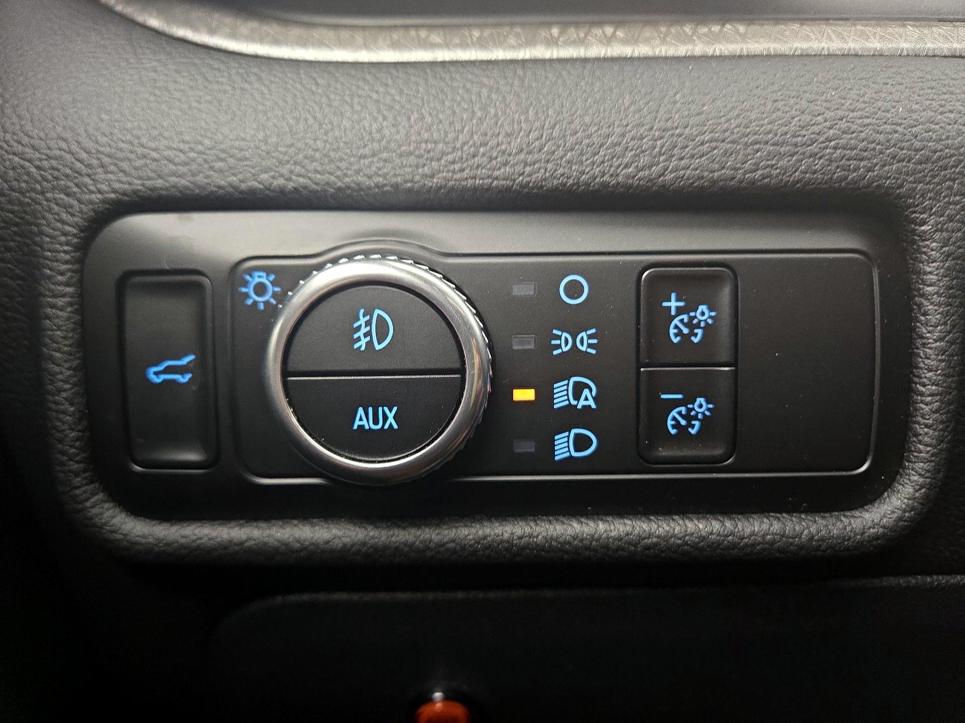 Thumbnail: 2023 Ford Explorer - 13