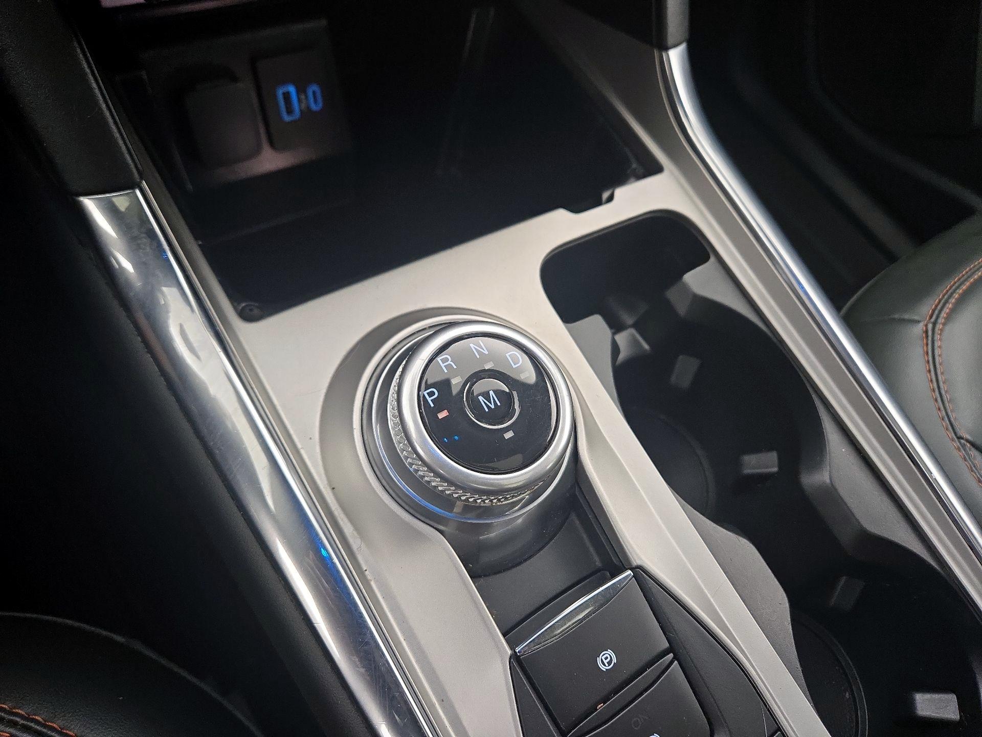 Thumbnail: 2023 Ford Explorer - 18