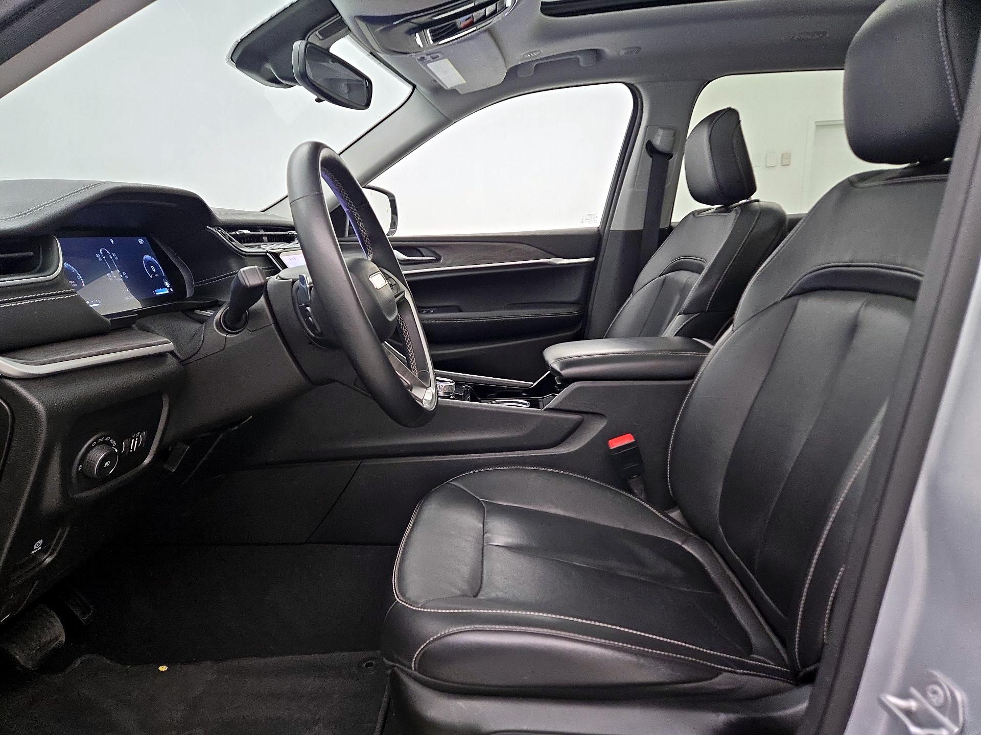 Thumbnail: 2022 Jeep Grand Cherokee L - 11