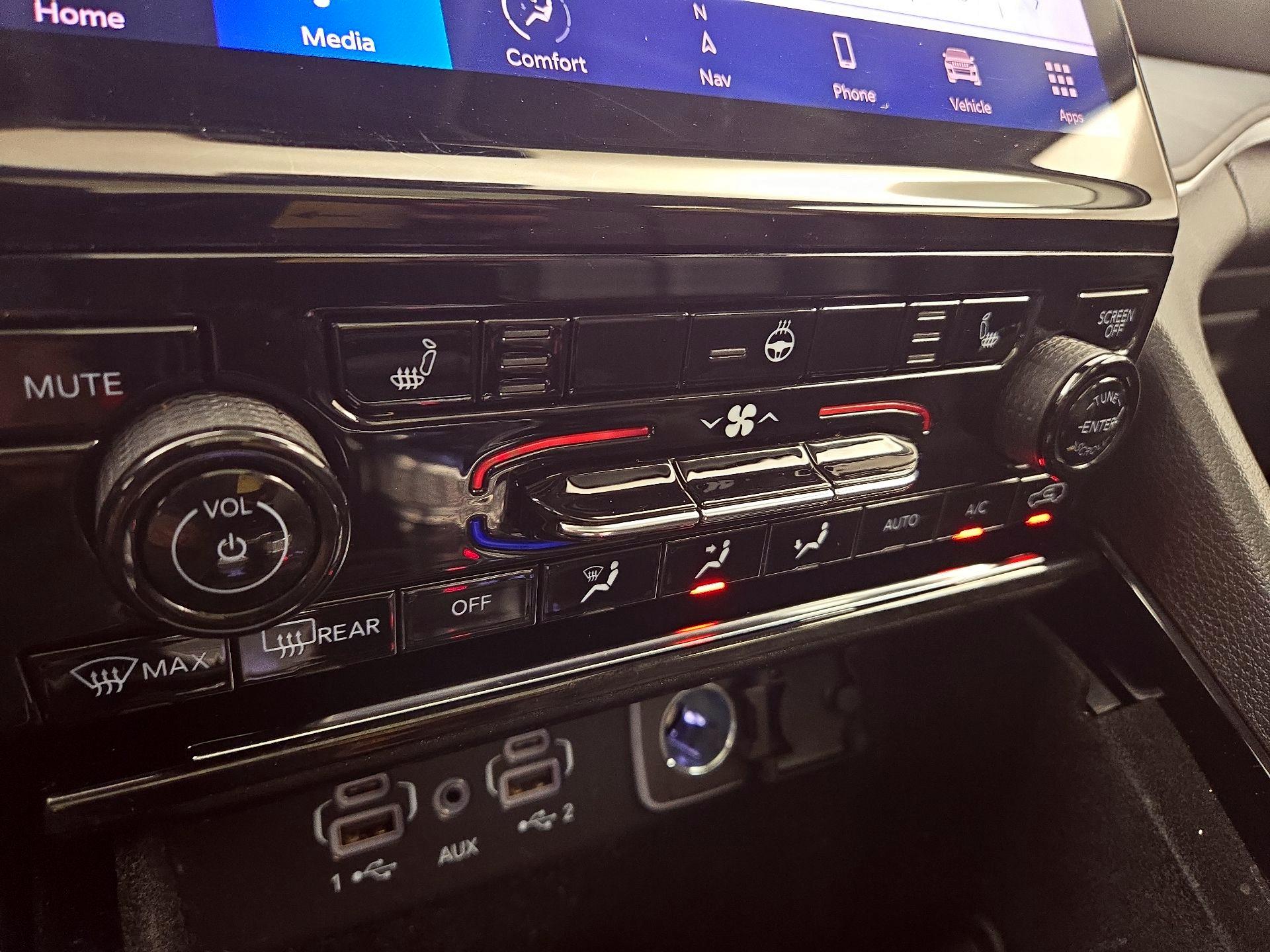 Thumbnail: 2022 Jeep Grand Cherokee L - 17