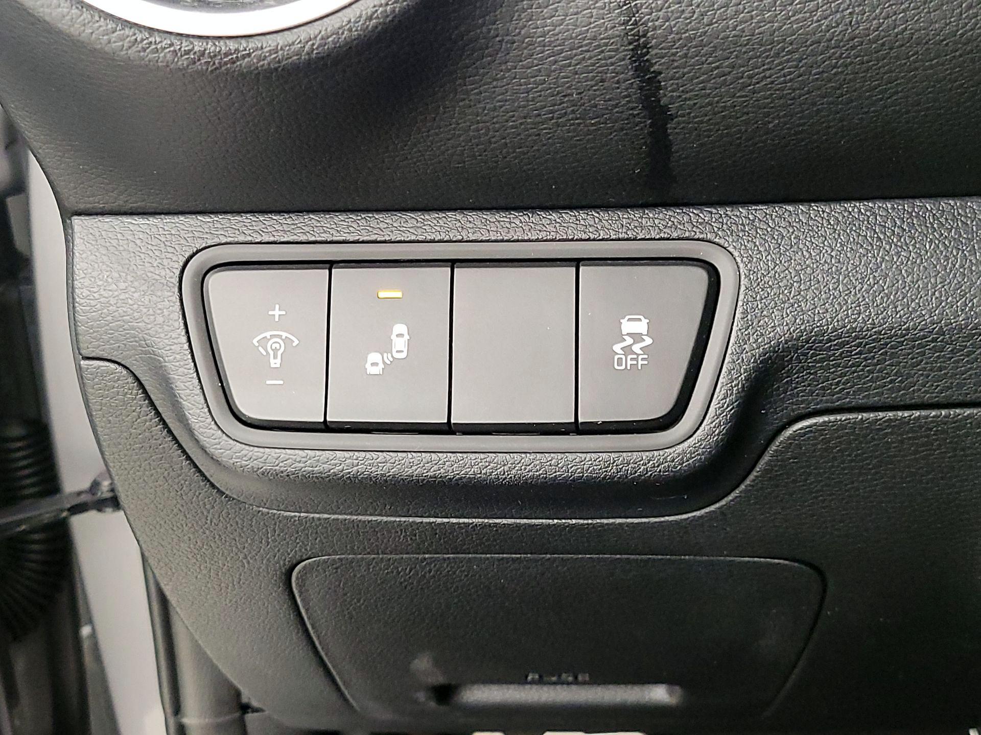 Thumbnail: 2024 Kia Forte - 13