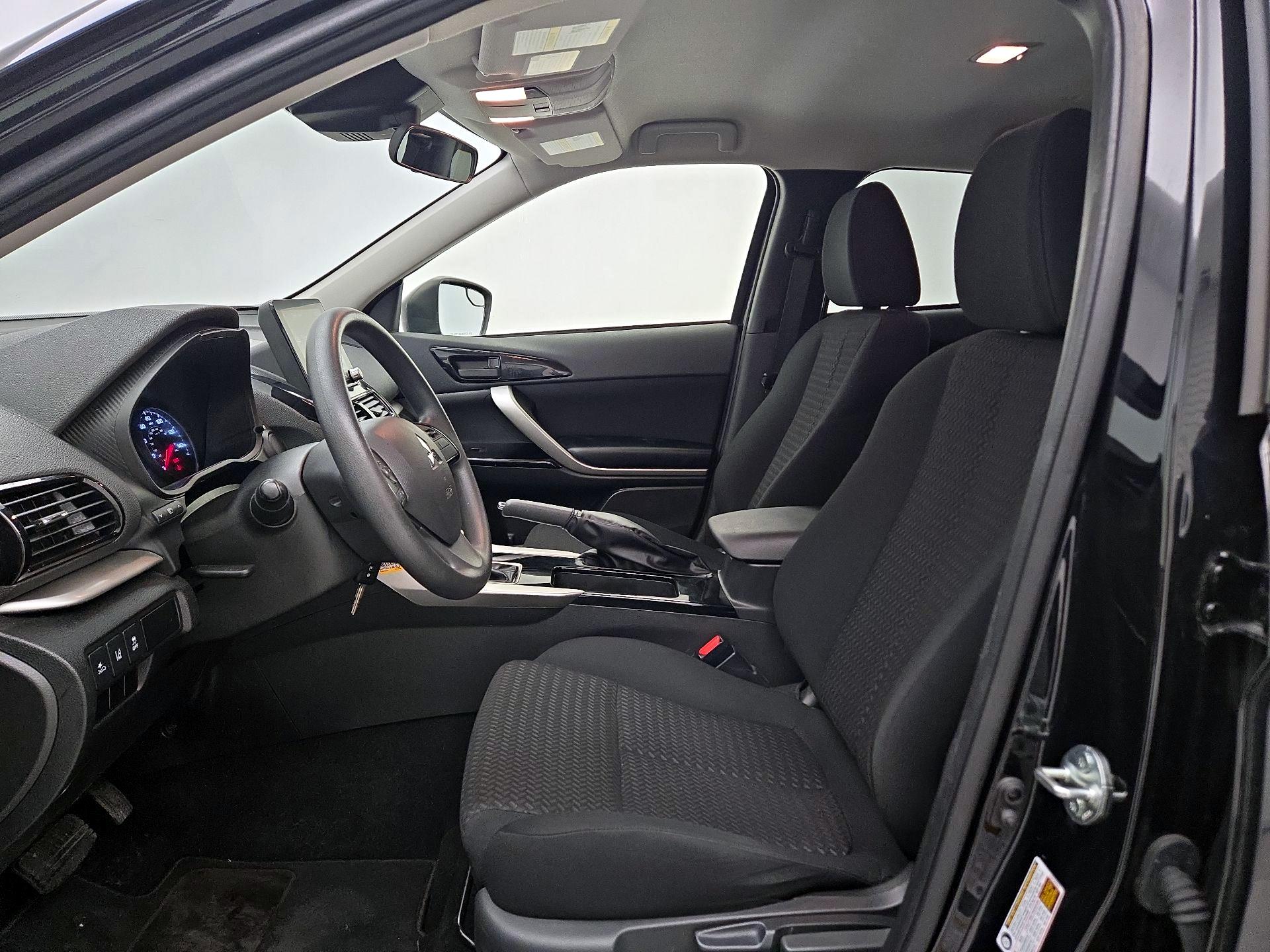 Thumbnail: 2023 Mitsubishi Eclipse Cross - 11