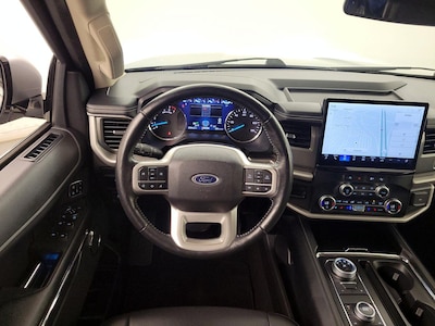 Steering Wheel & Instrument Cluster (On)