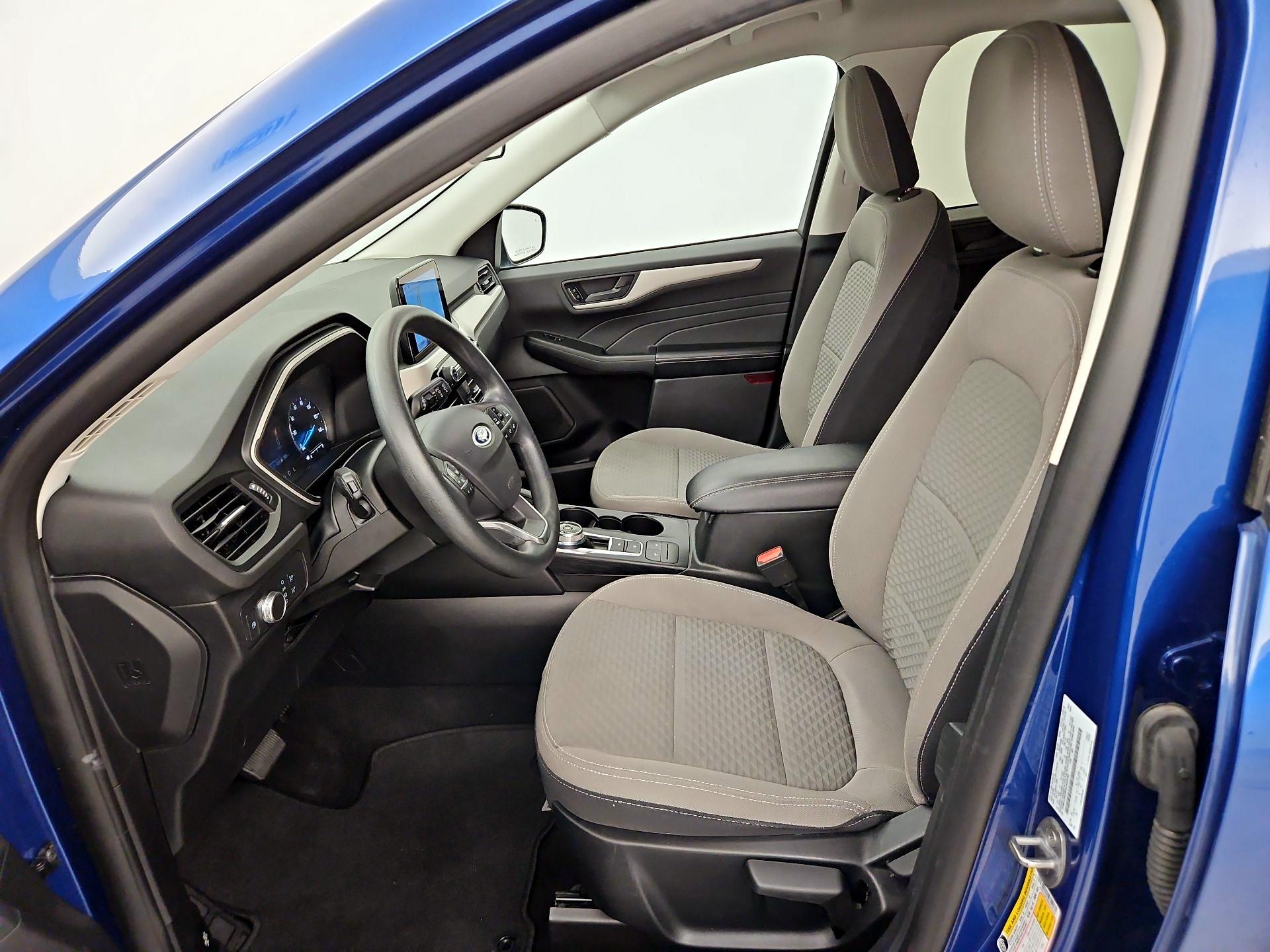 Thumbnail: 2022 Ford Escape - 11