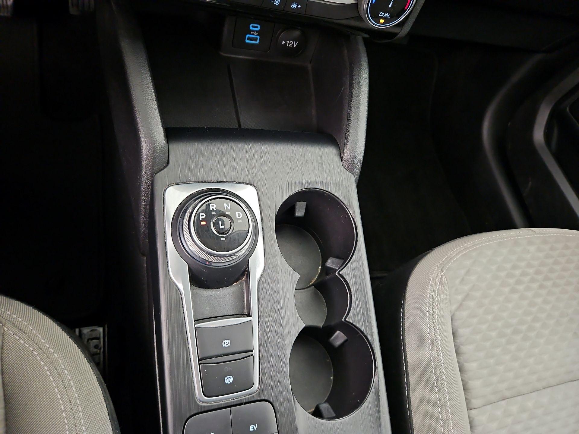 Thumbnail: 2022 Ford Escape - 18