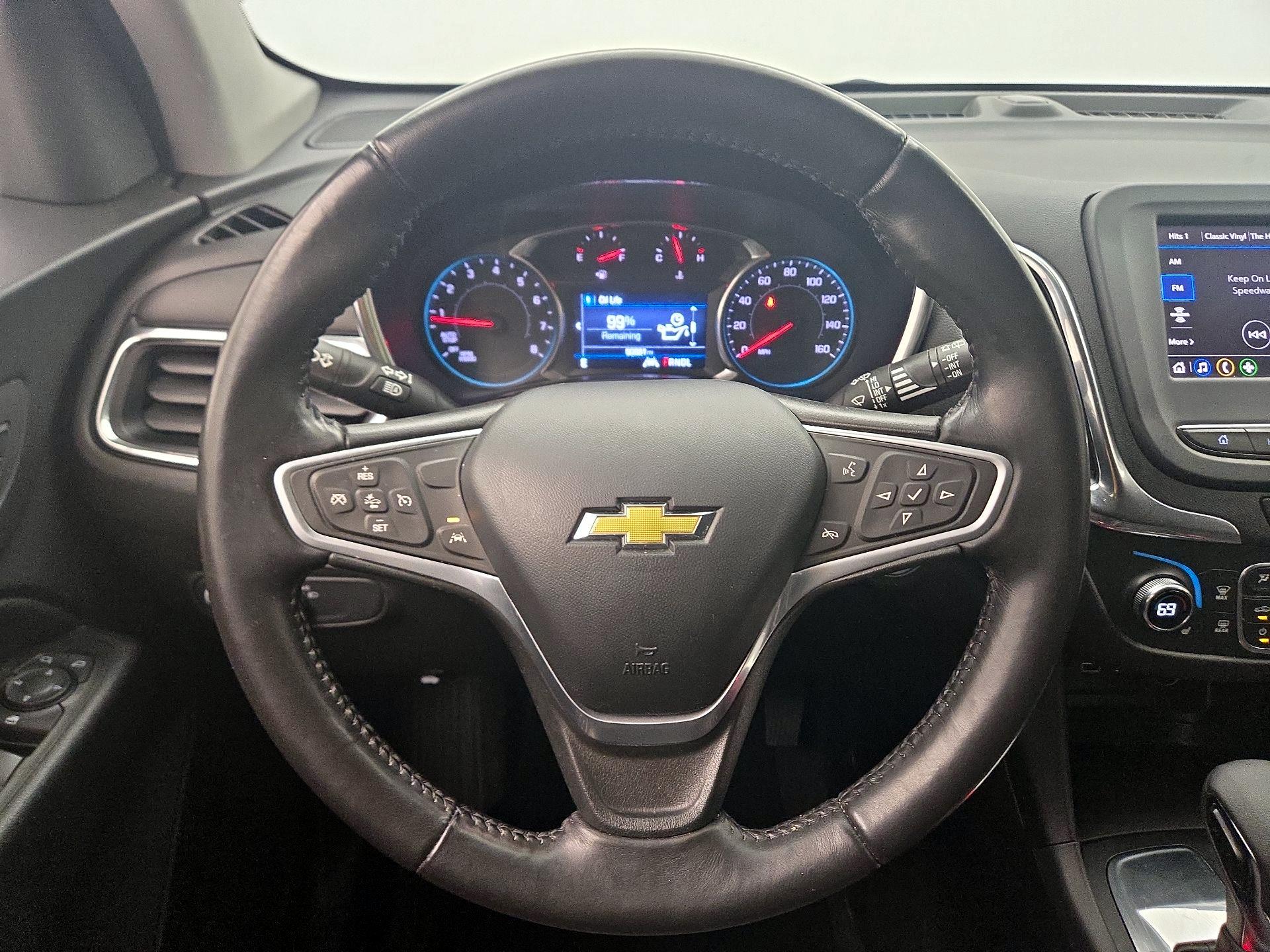 Thumbnail: 2022 Chevrolet Equinox - 10