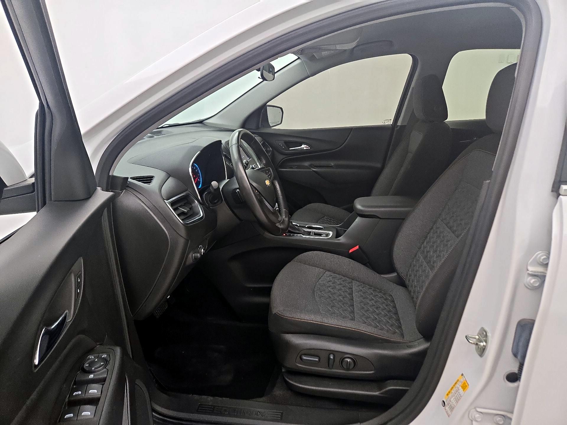 Thumbnail: 2022 Chevrolet Equinox - 11