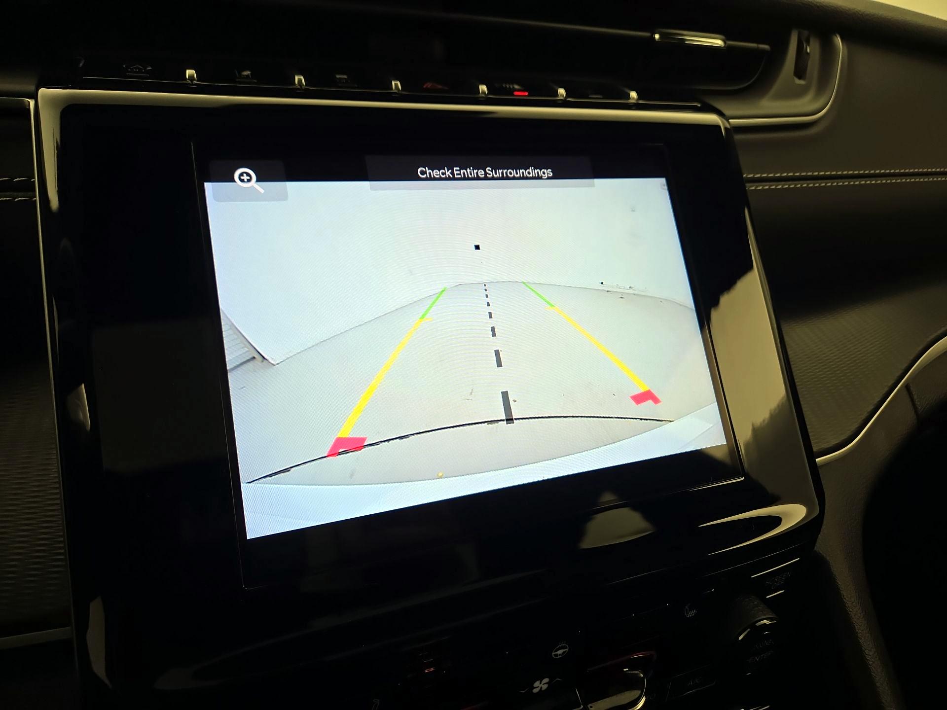 Thumbnail: 2023 Jeep Grand Cherokee - 14