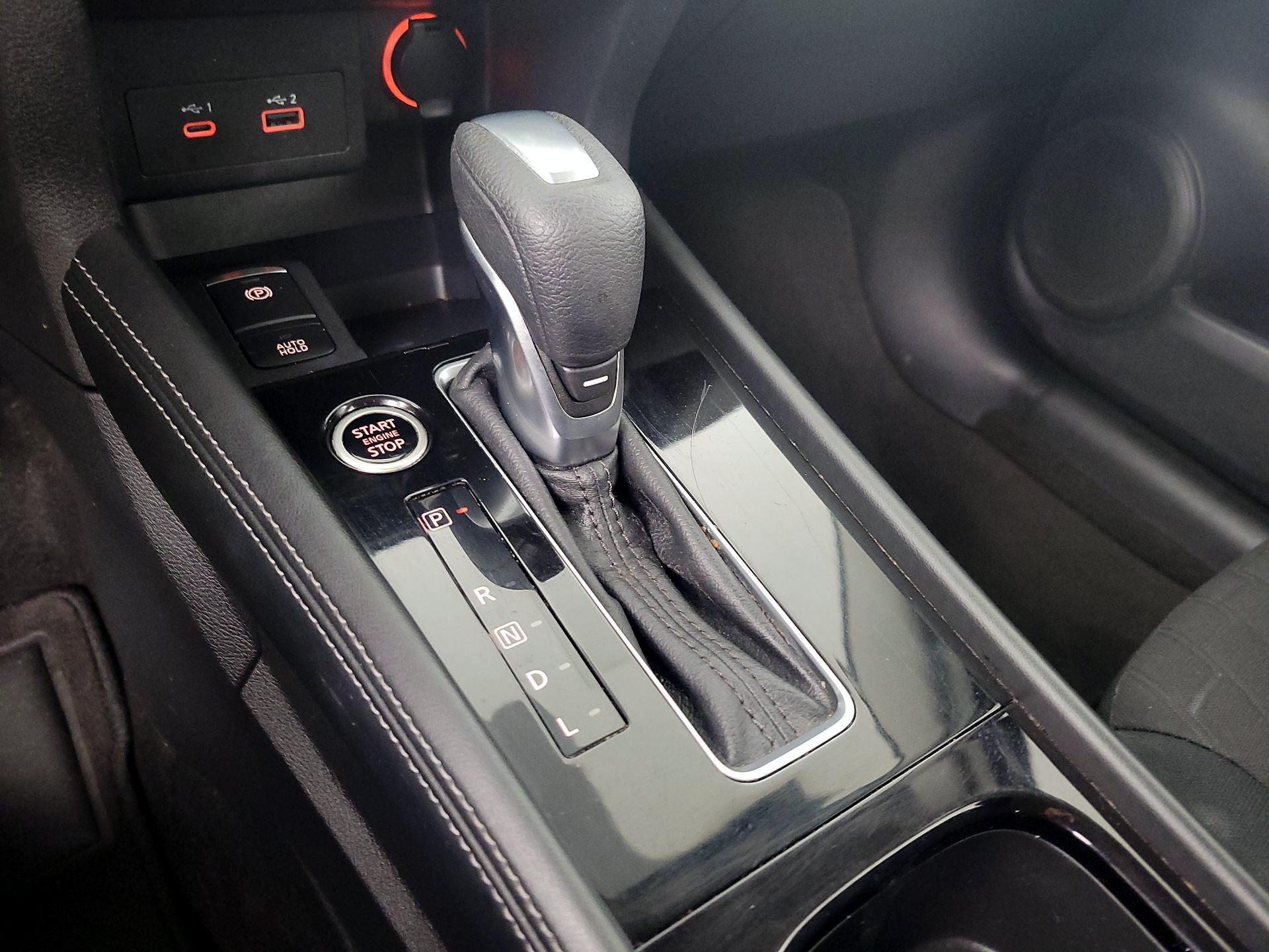 Thumbnail: 2023 Nissan Kicks - 17