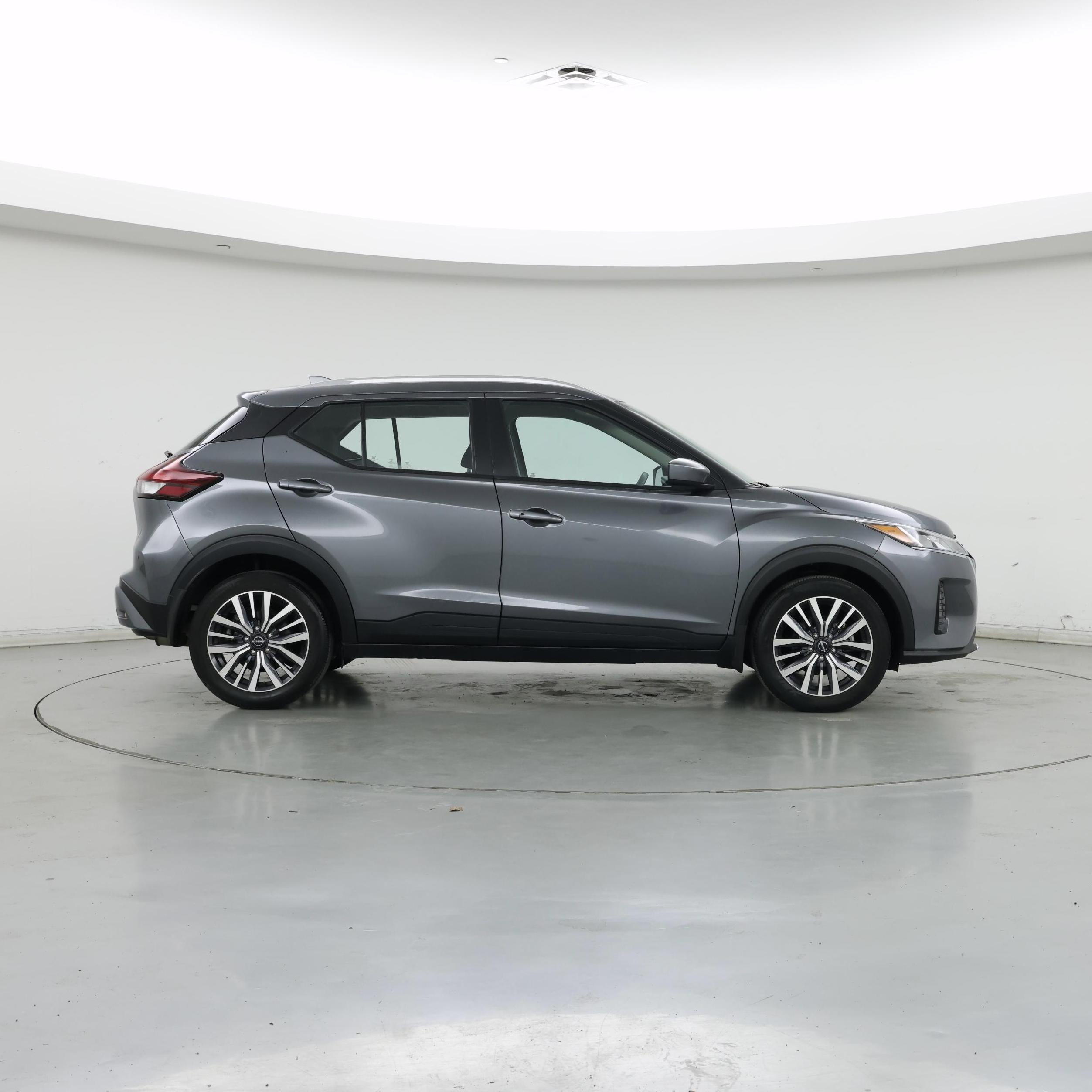 Thumbnail: 2023 Nissan Kicks - 7