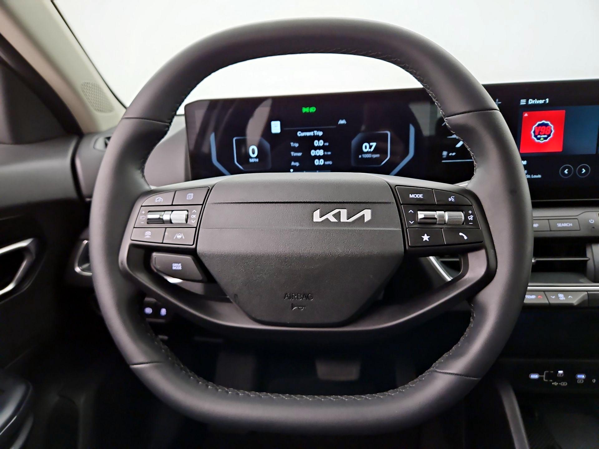 Thumbnail: 2025 Kia K4 - 10