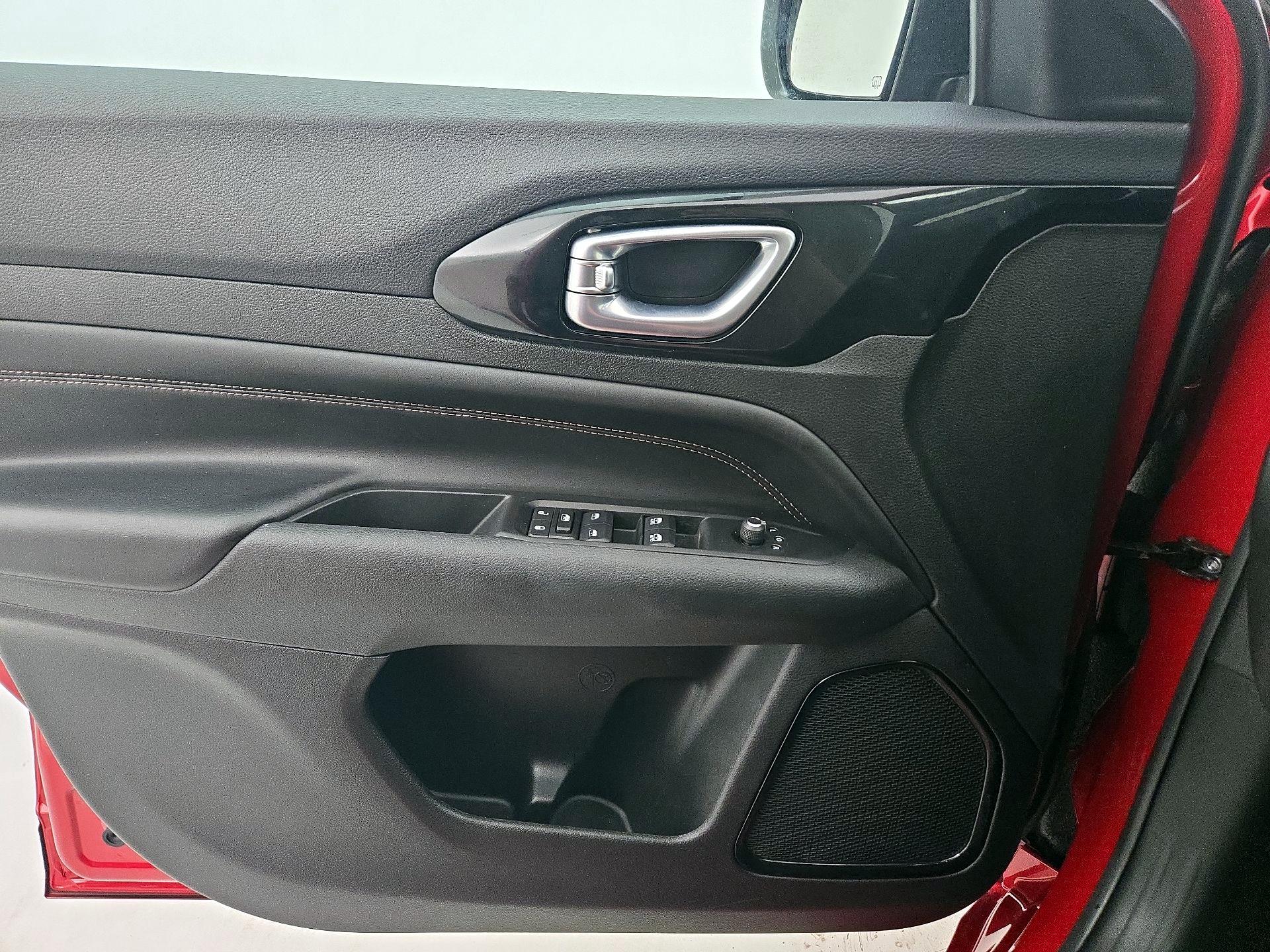 Thumbnail: 2022 Jeep Compass - 12