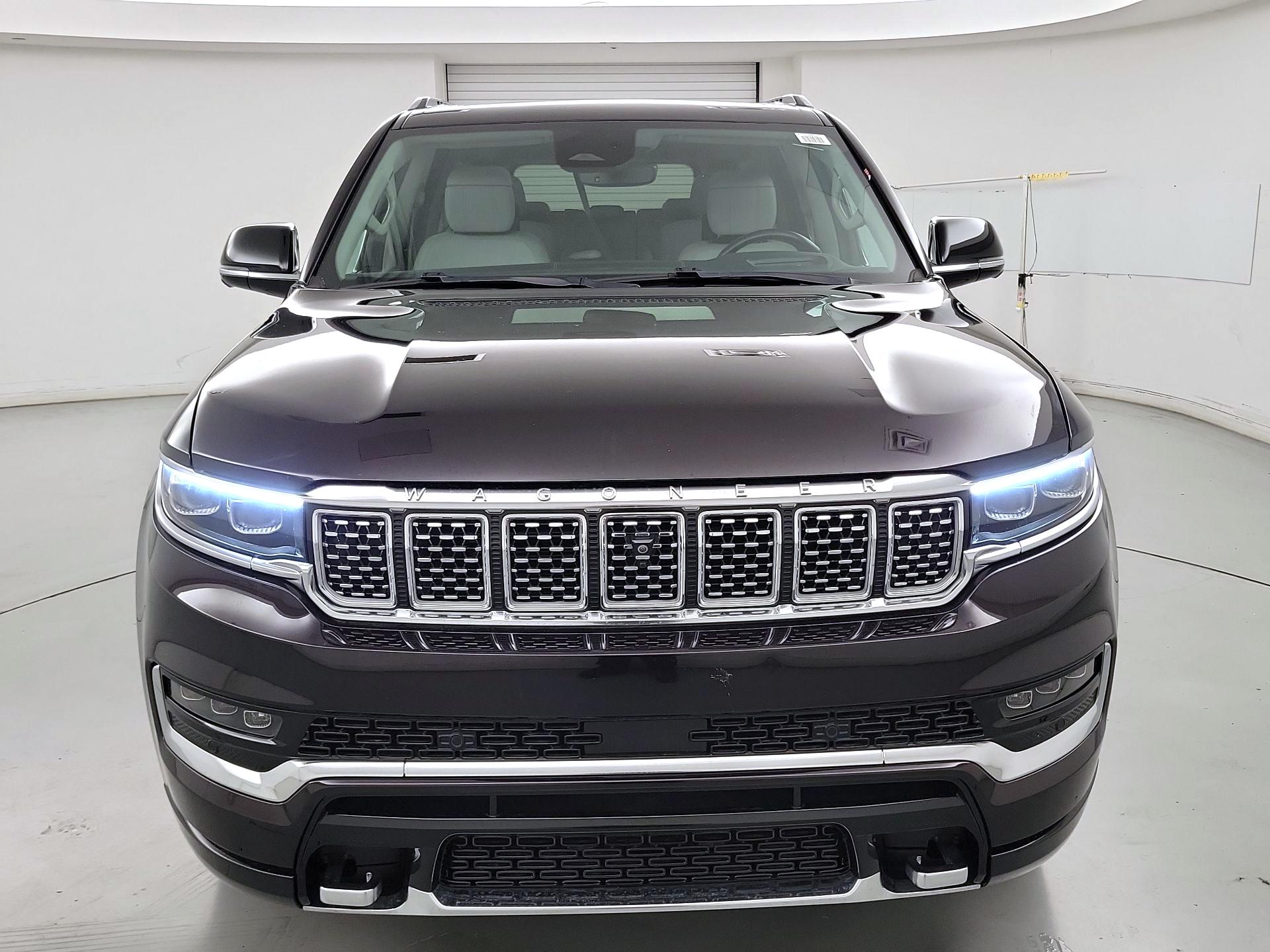 Thumbnail: 2023 Jeep Grand Wagoneer L - 2