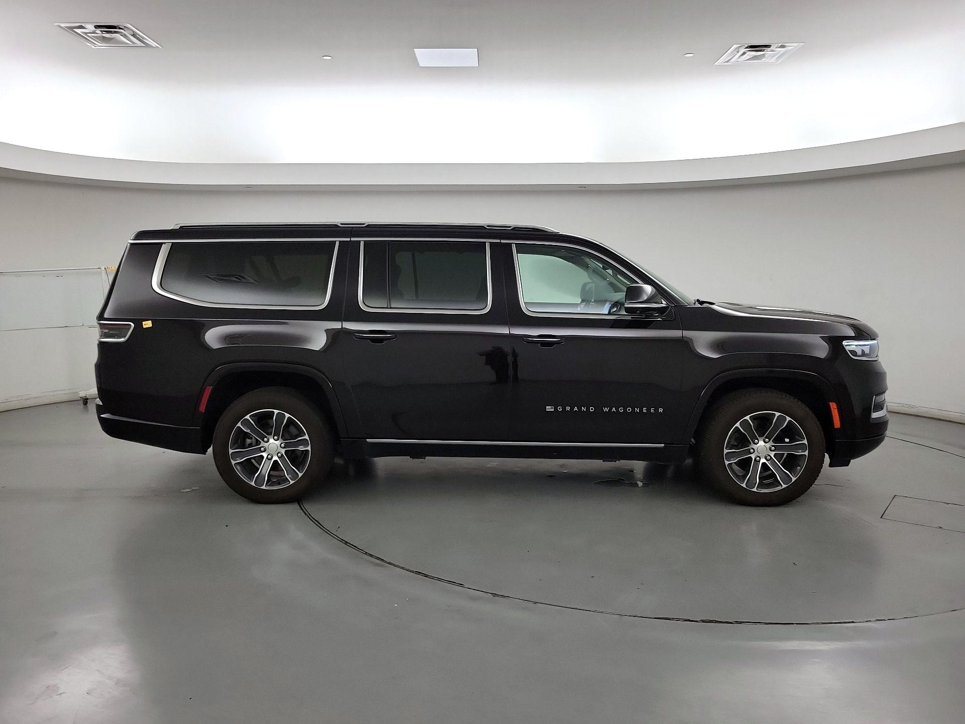 Thumbnail: 2023 Jeep Grand Wagoneer L - 4