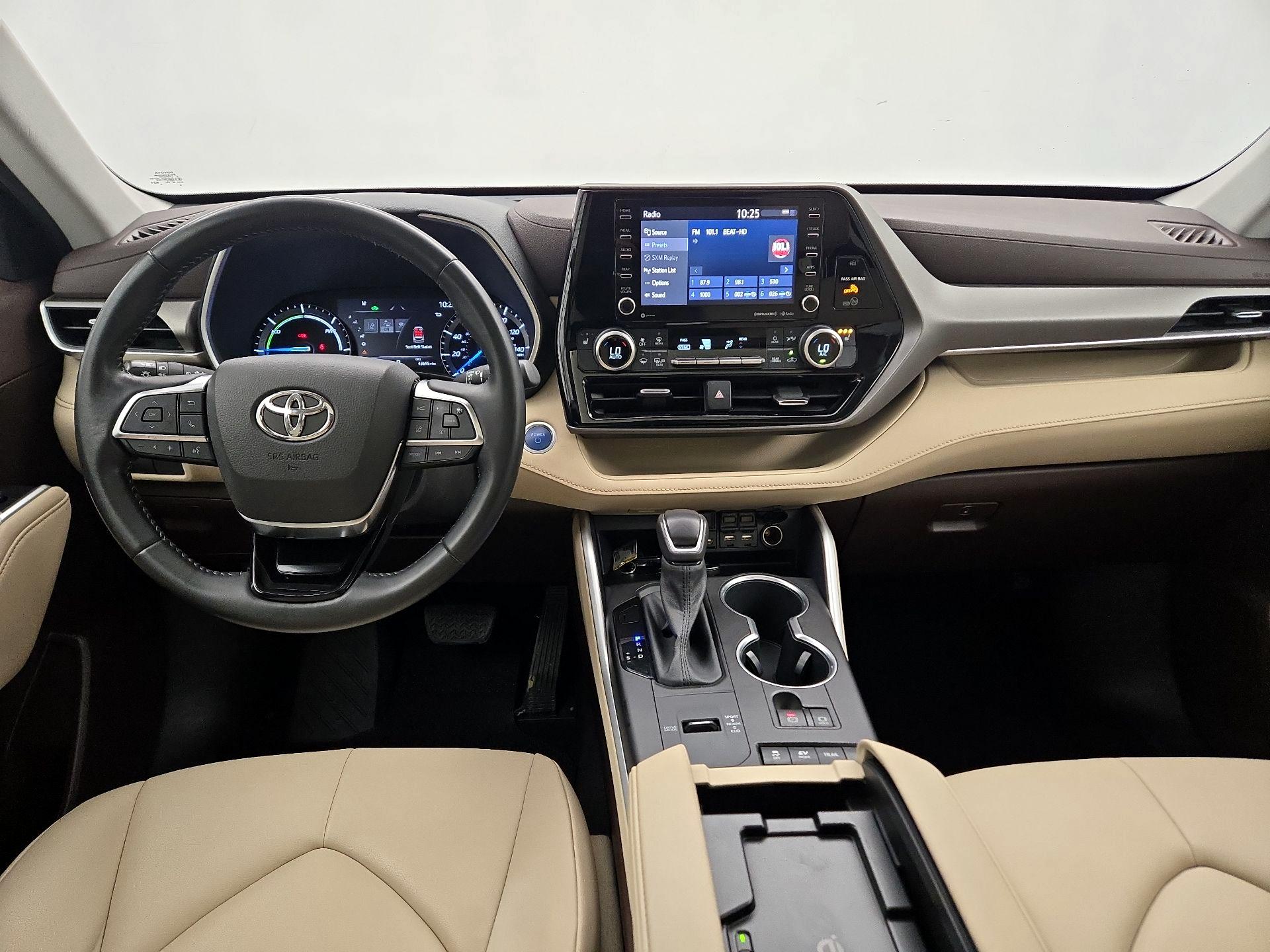 Thumbnail: 2021 Toyota Highlander - 9