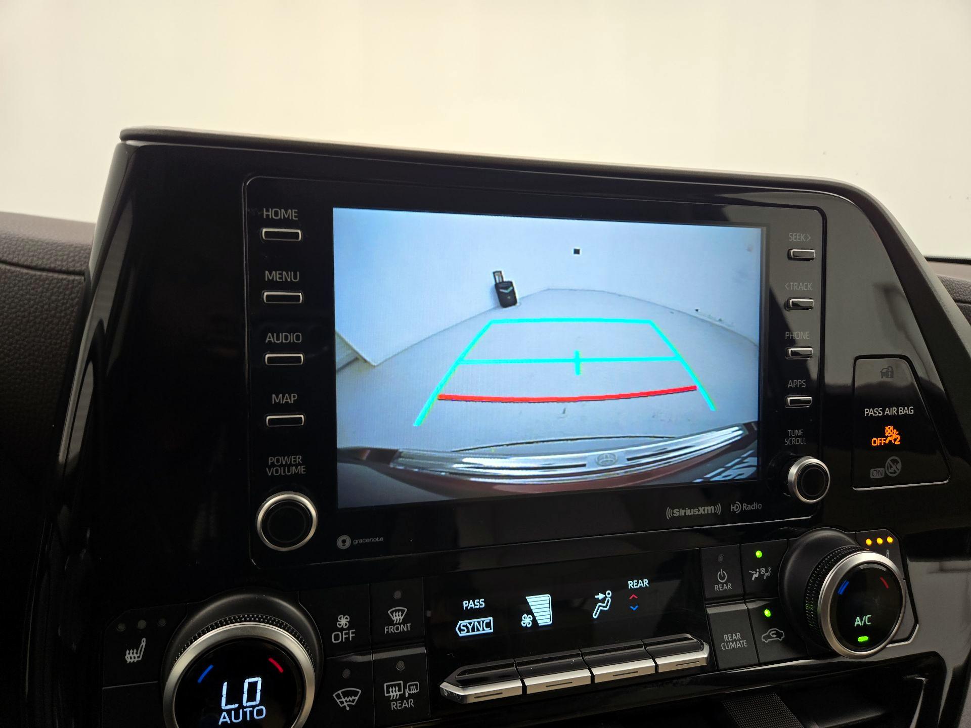 Thumbnail: 2021 Toyota Highlander - 14