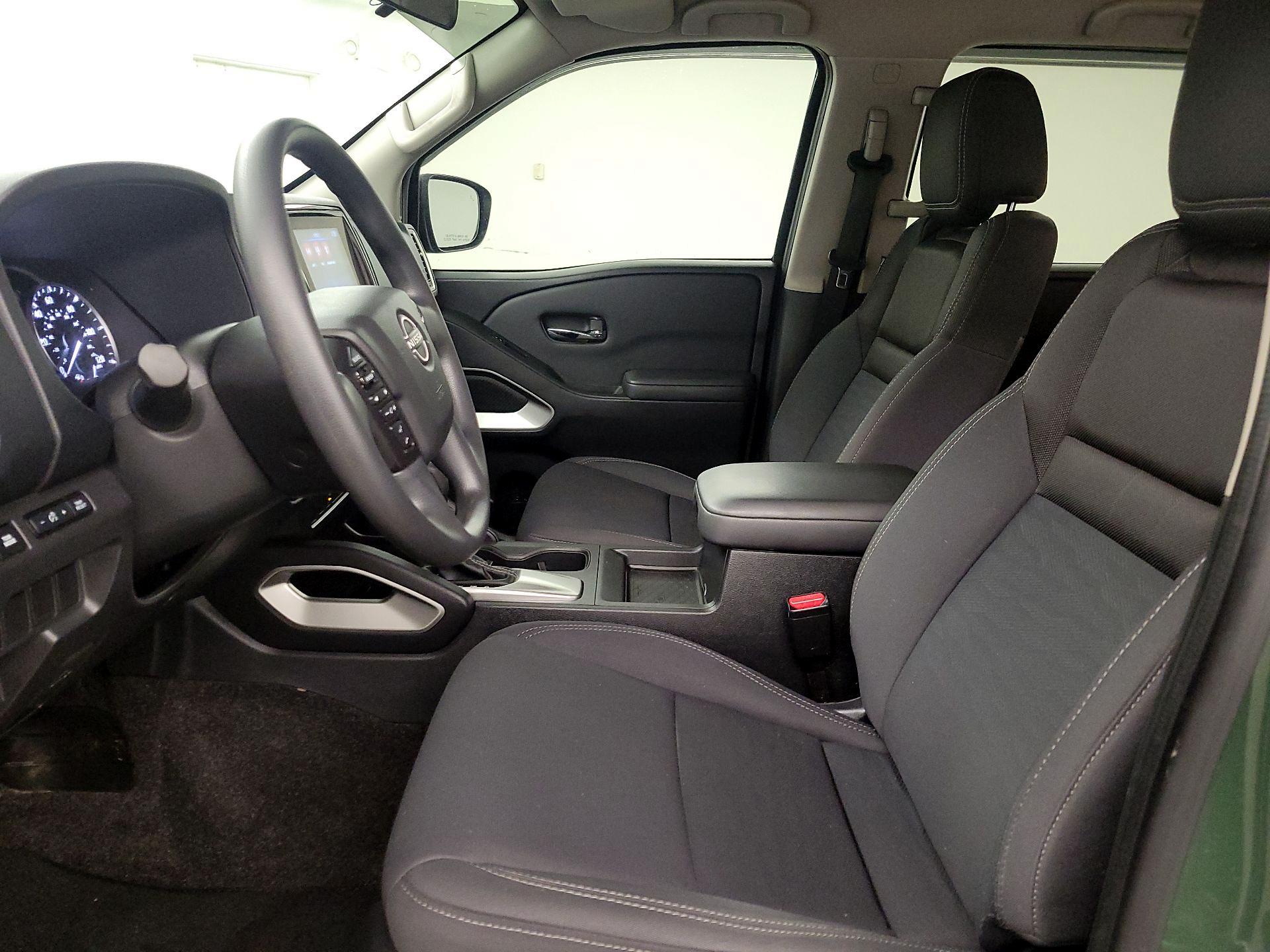 Thumbnail: 2022 Nissan Frontier - 11