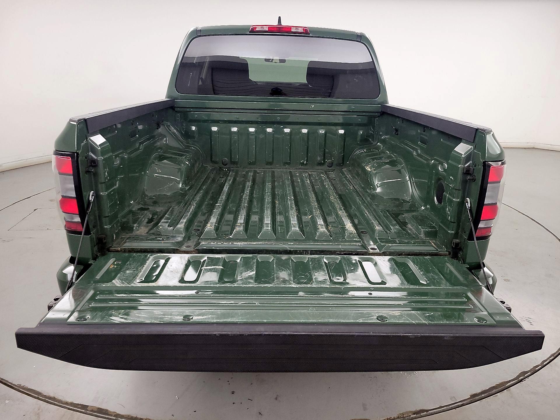 Thumbnail: 2022 Nissan Frontier - 20