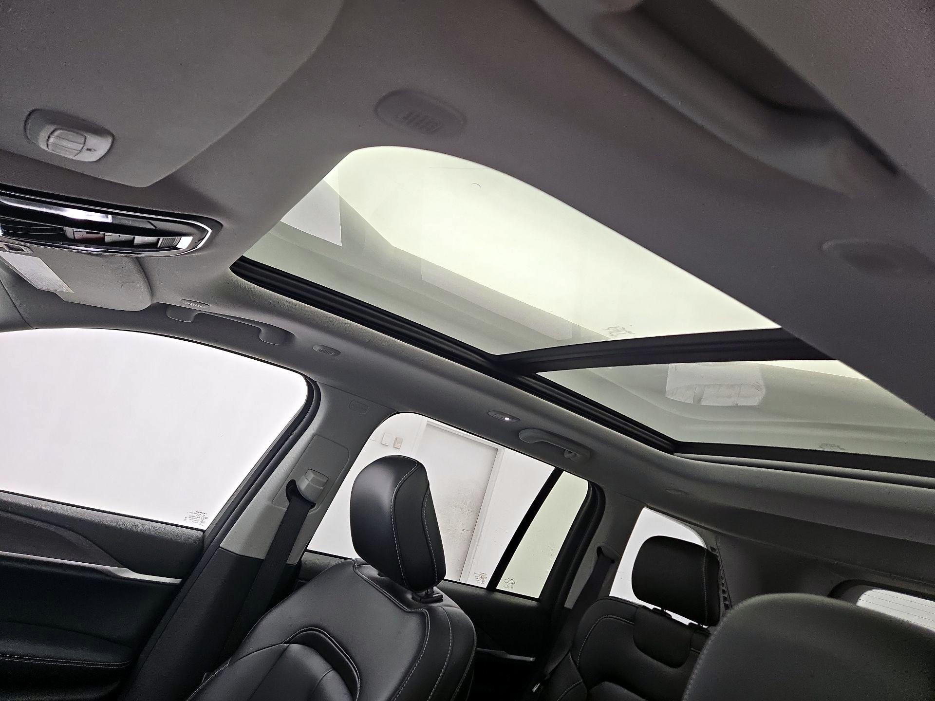 Thumbnail: 2023 Jeep Grand Cherokee - 20