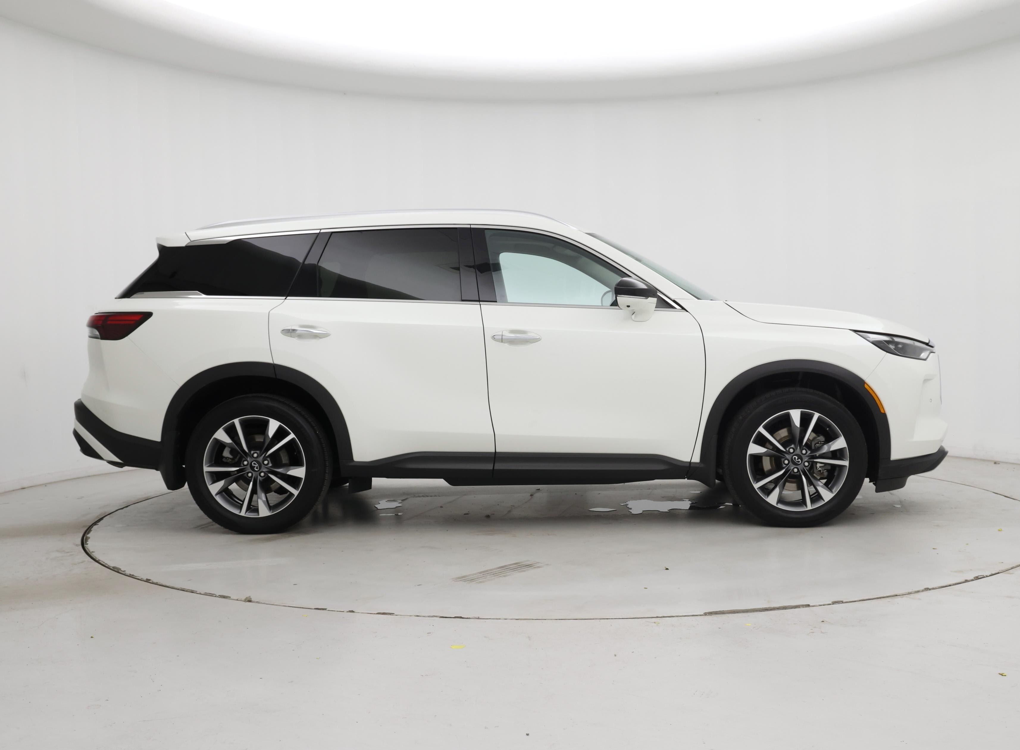 Thumbnail: 2023 INFINITI QX60 - 7