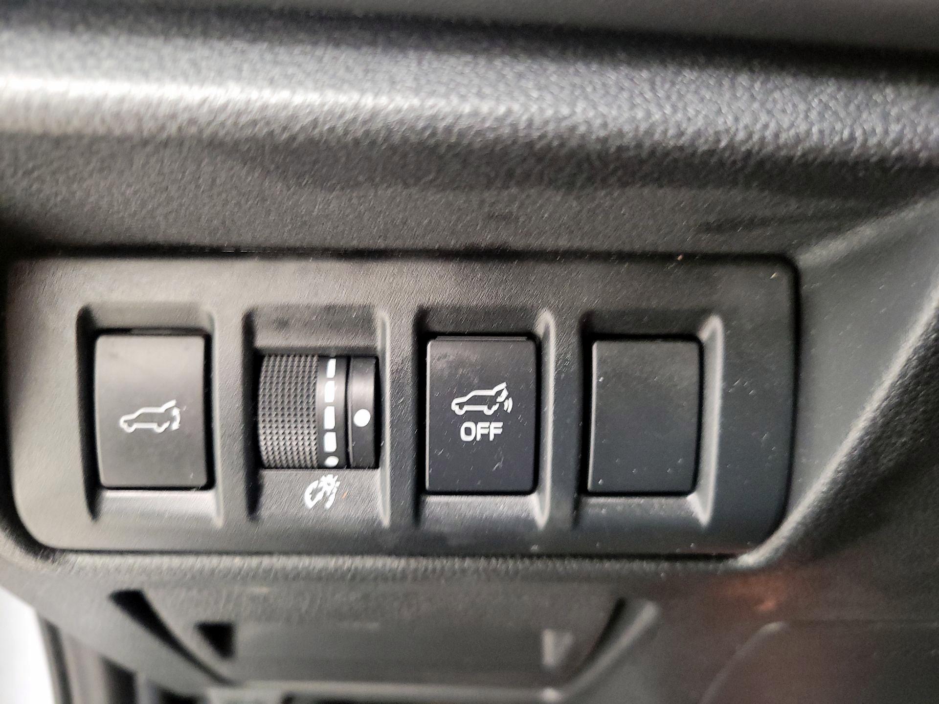 Thumbnail: 2022 Subaru Outback - 11