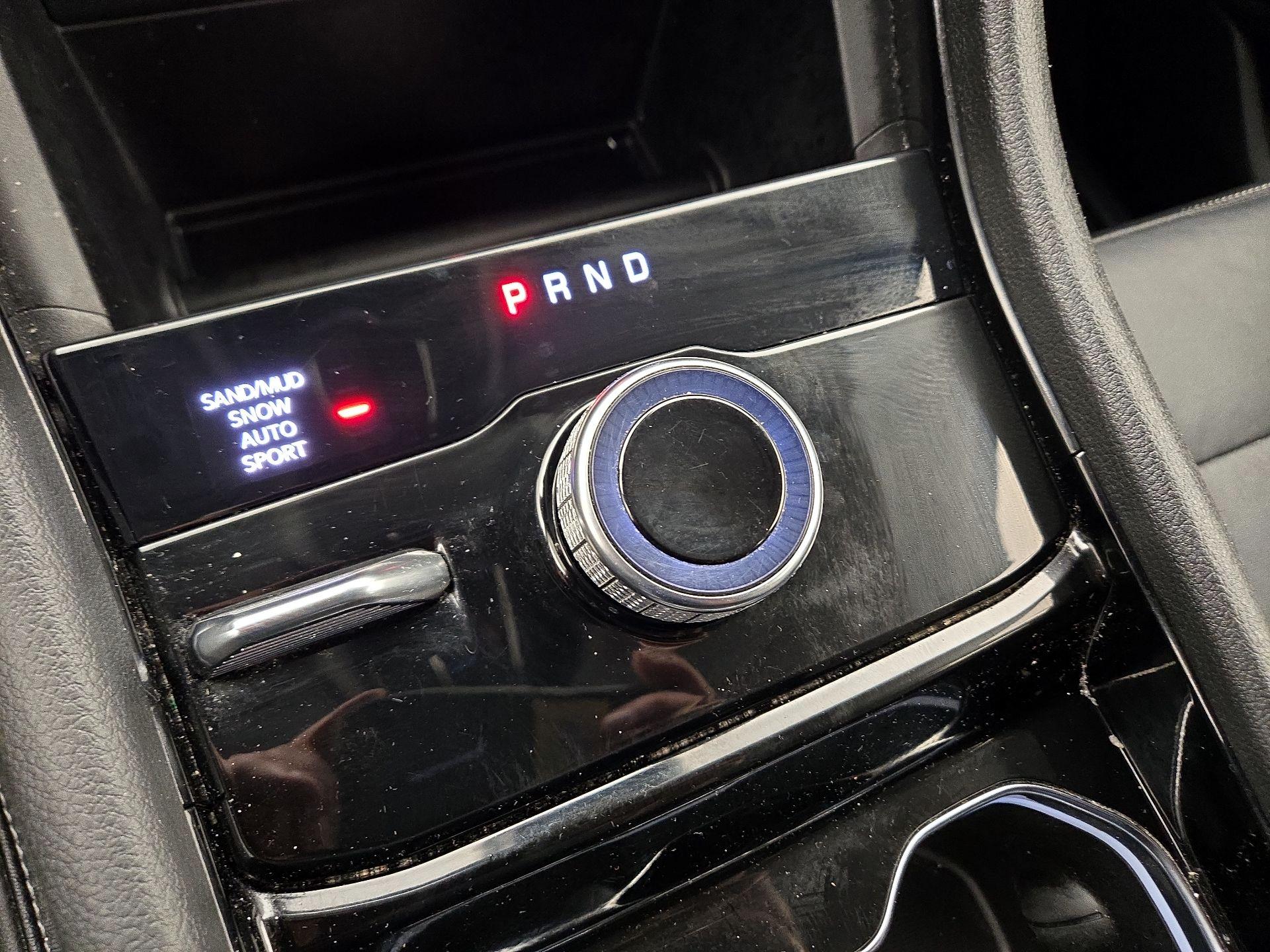 Thumbnail: 2023 Jeep Grand Cherokee - 18