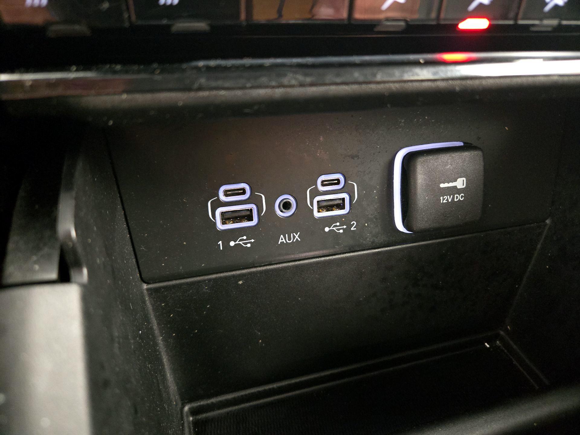 Thumbnail: 2023 Jeep Grand Cherokee - 19