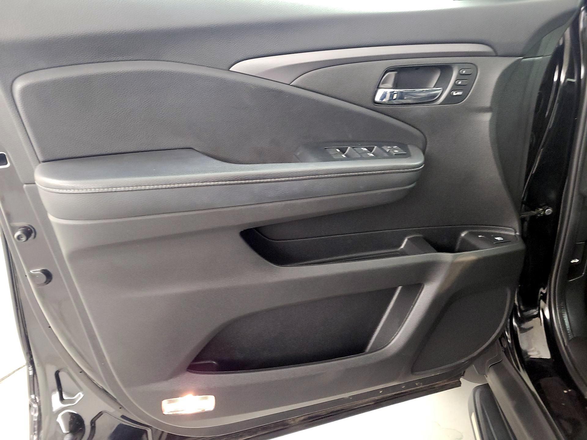 Thumbnail: 2023 Honda Ridgeline - 12