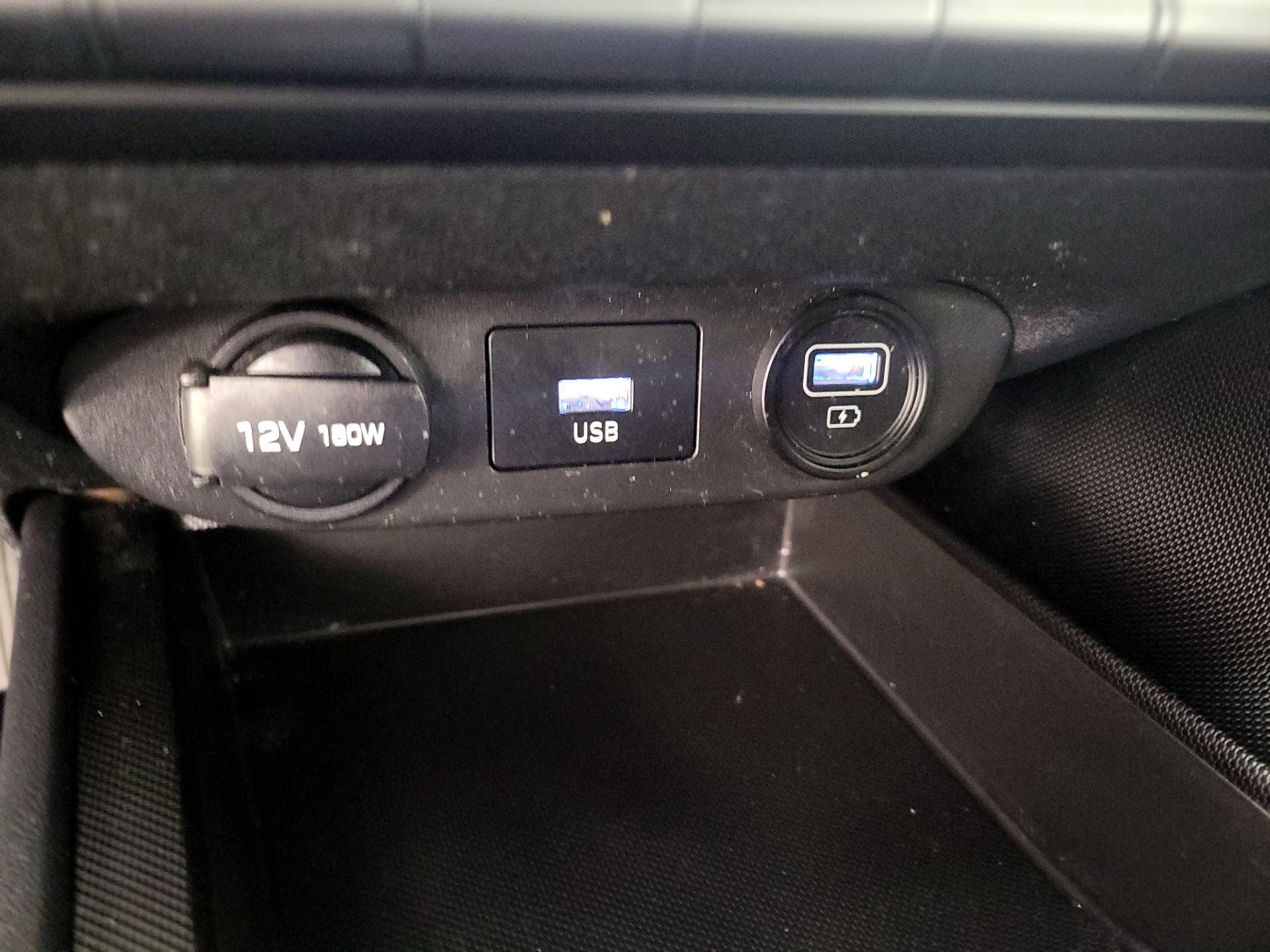 Thumbnail: 2023 Hyundai Elantra - 18