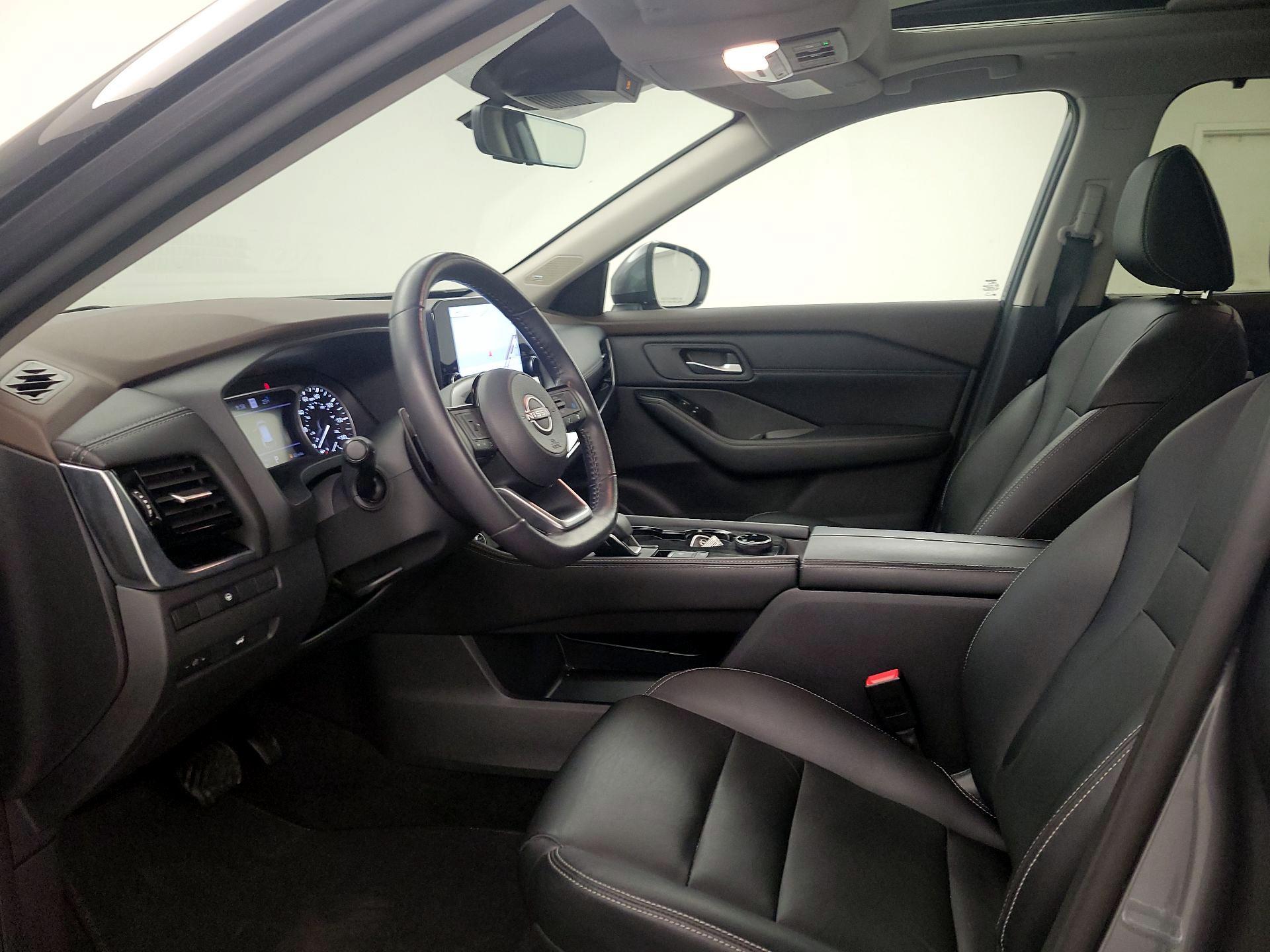 Thumbnail: 2023 Nissan Rogue - 11