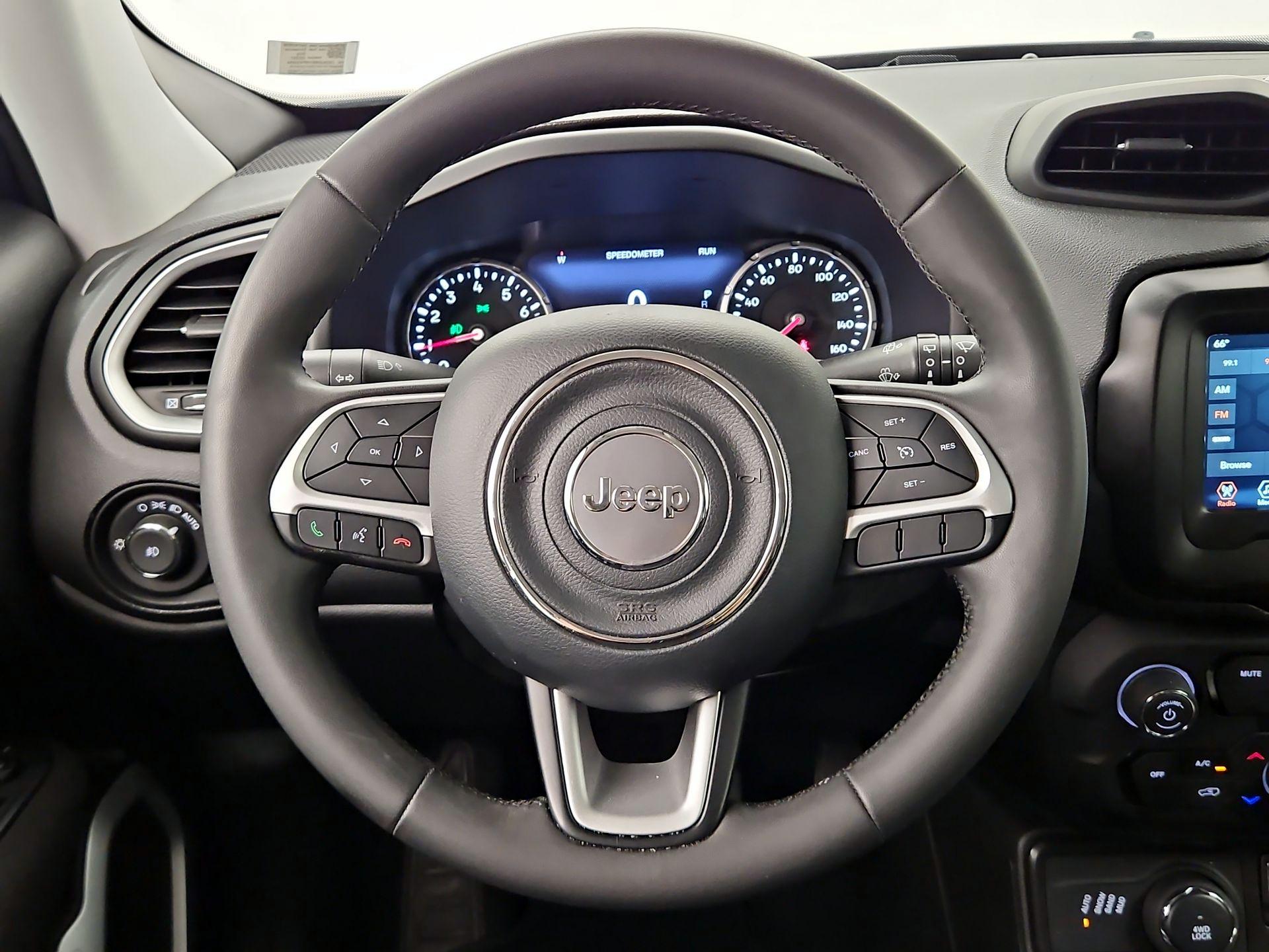 Thumbnail: 2021 Jeep Renegade - 10