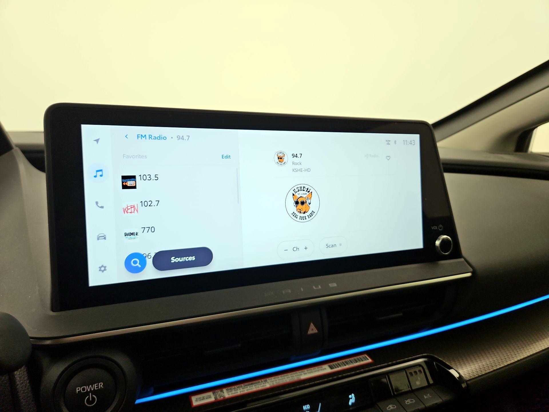 Thumbnail: 2024 Toyota Prius - 15