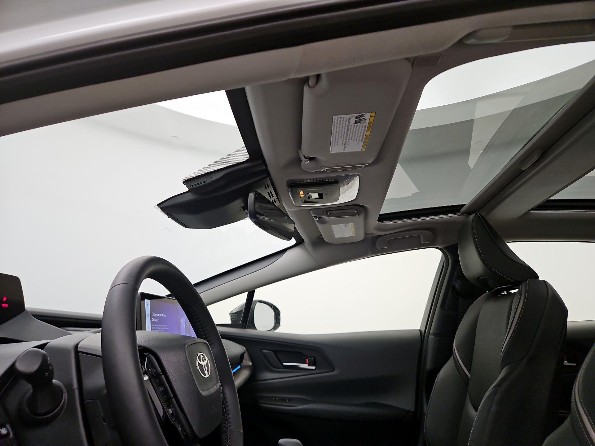 Thumbnail: 2024 Toyota Prius - 19