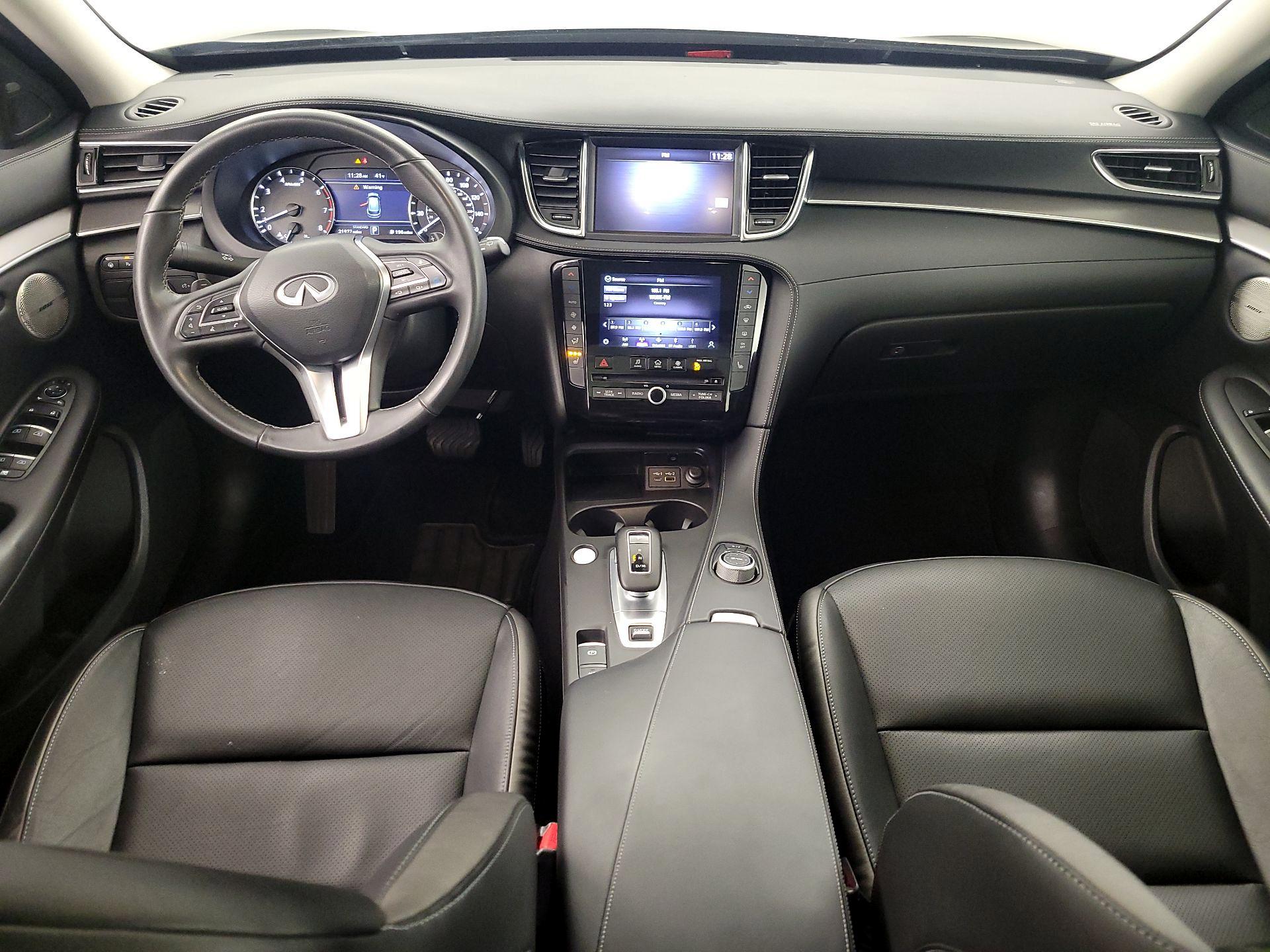 Thumbnail: 2023 INFINITI QX50 - 9