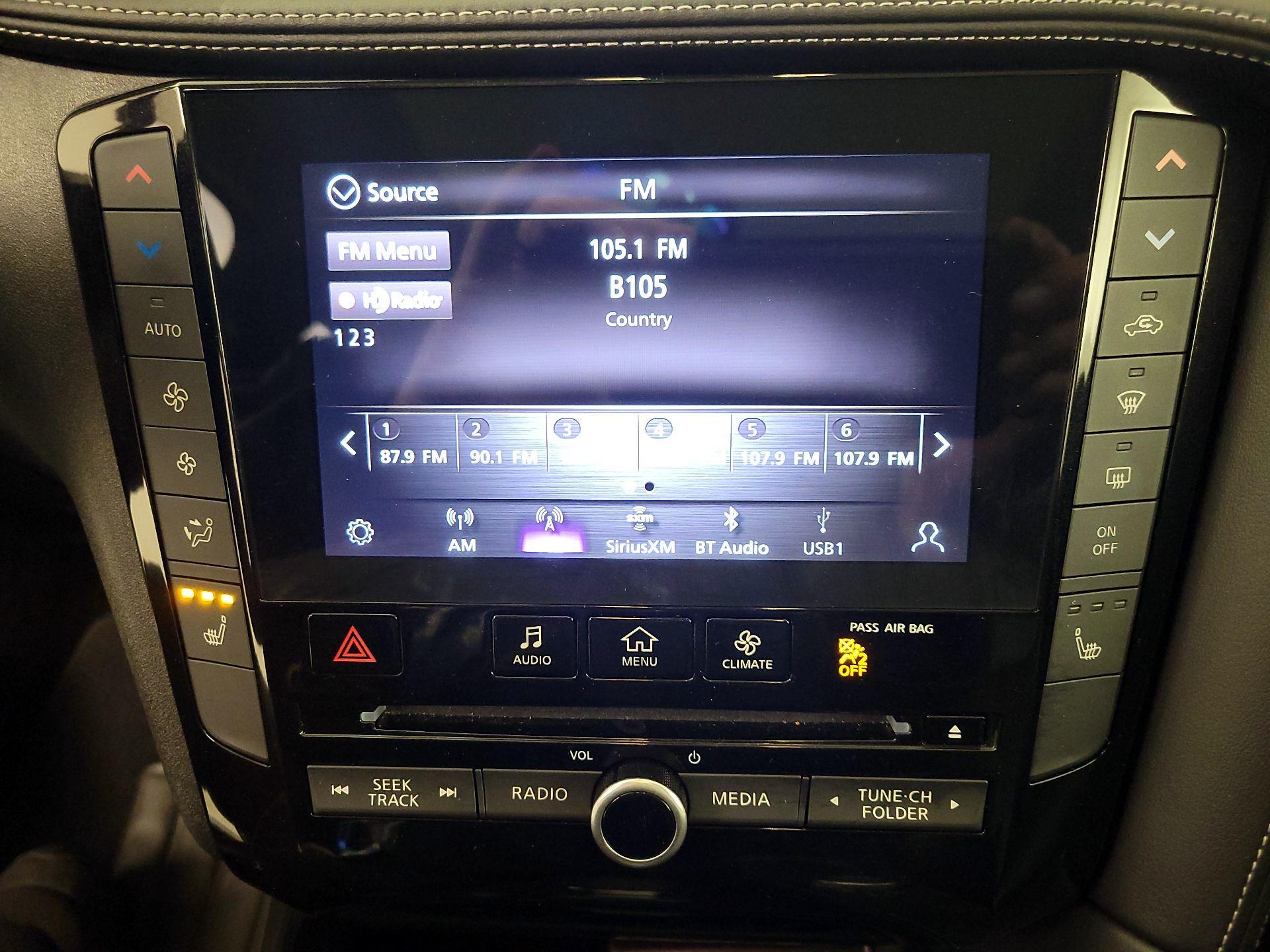 Thumbnail: 2023 INFINITI QX50 - 15