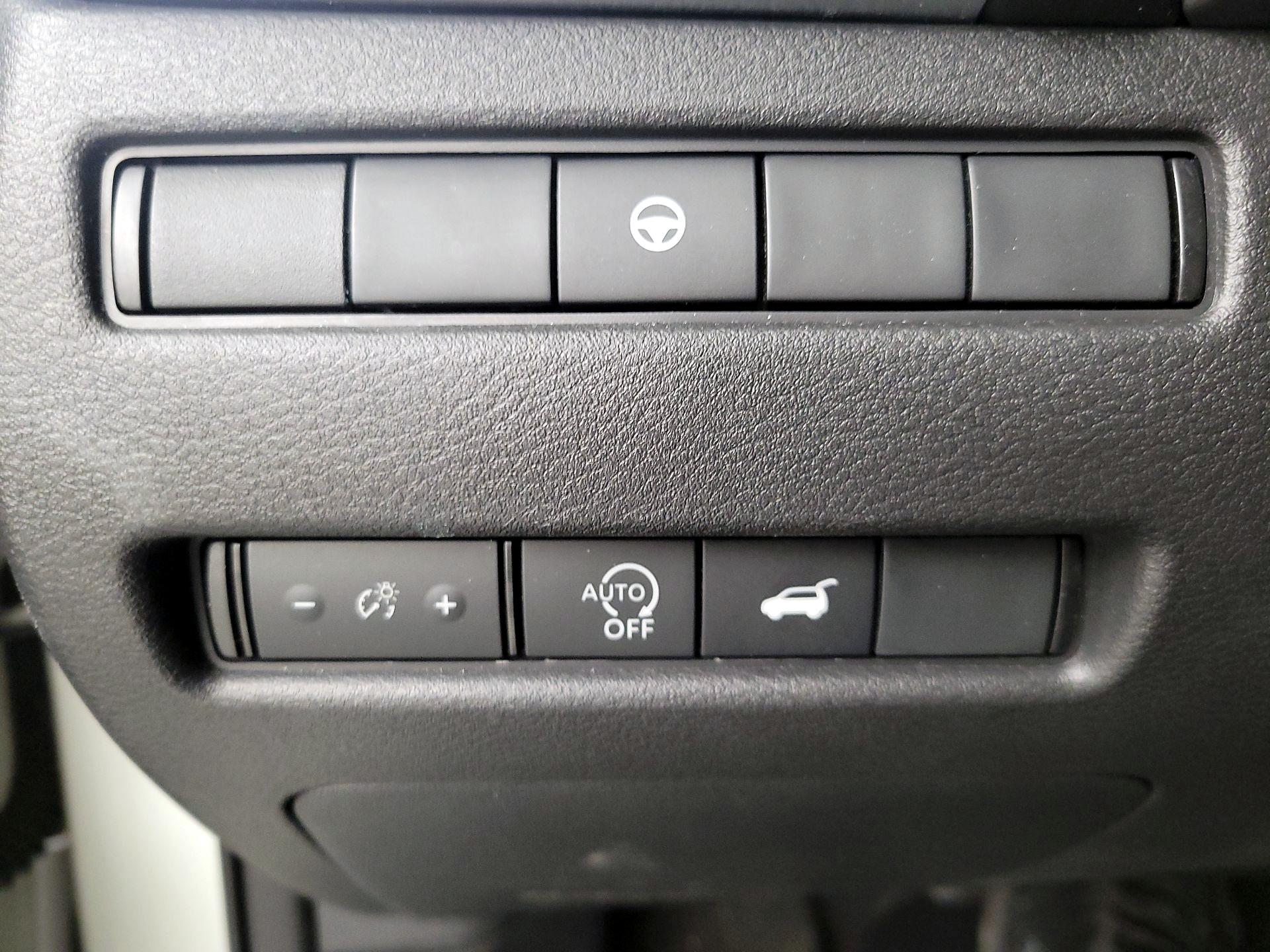 Thumbnail: 2023 Nissan Rogue - 13