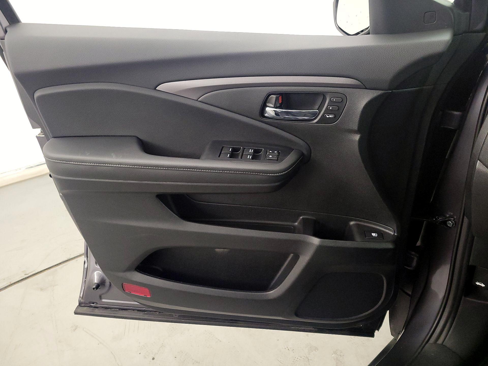 Thumbnail: 2025 Honda Ridgeline - 12